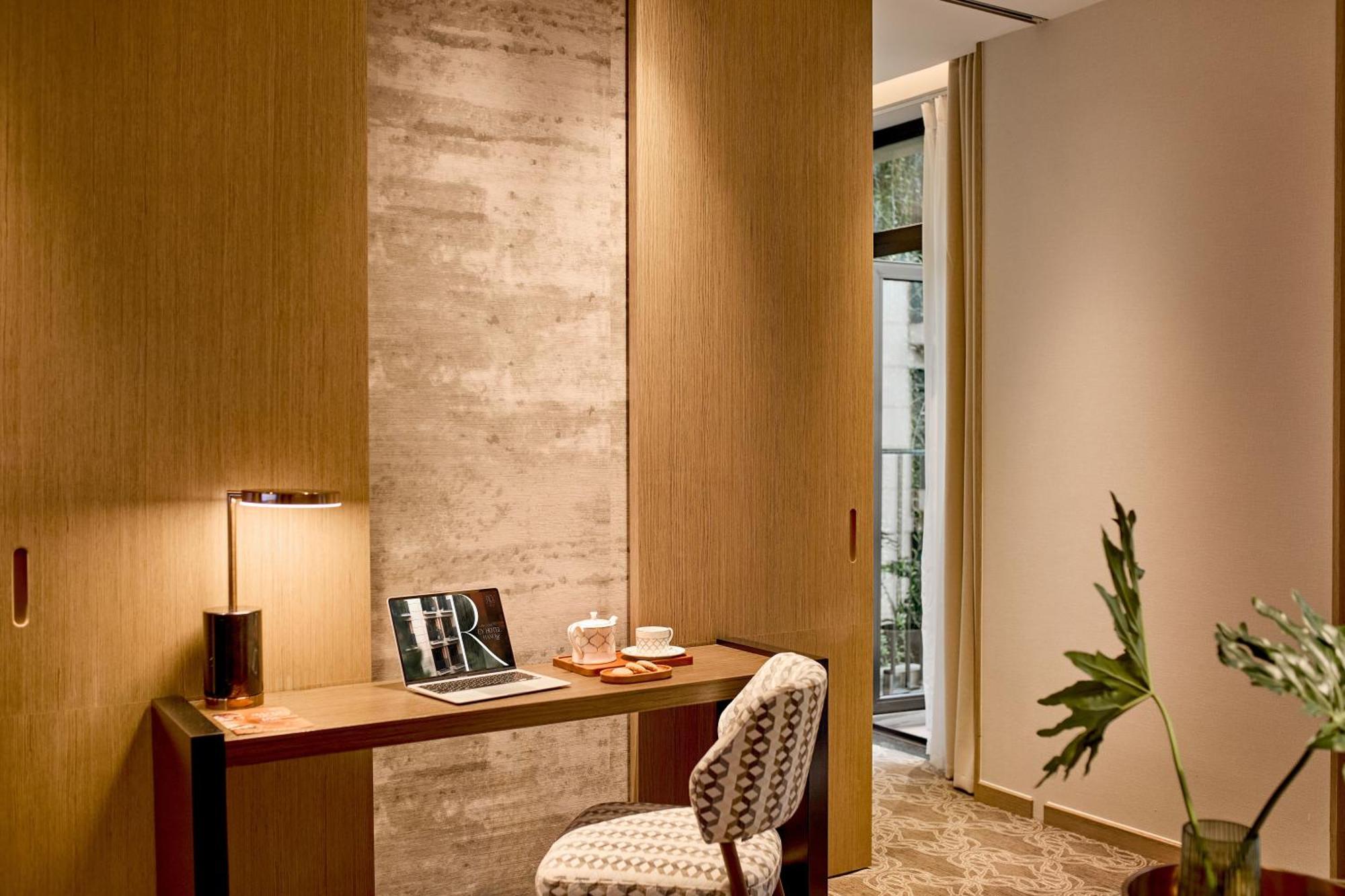 Hotel Rey Hanoi
