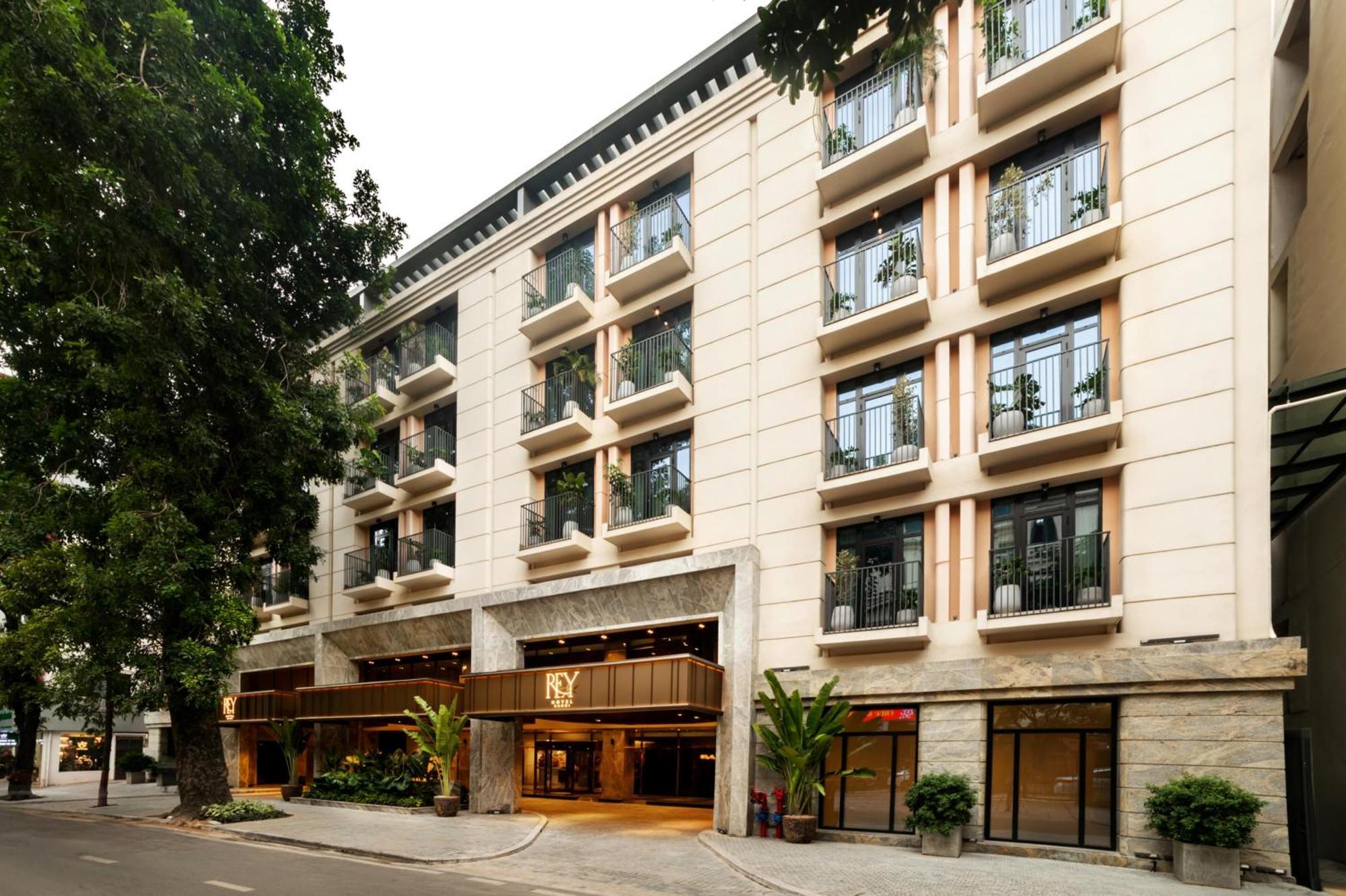 Rey Hotel 4*