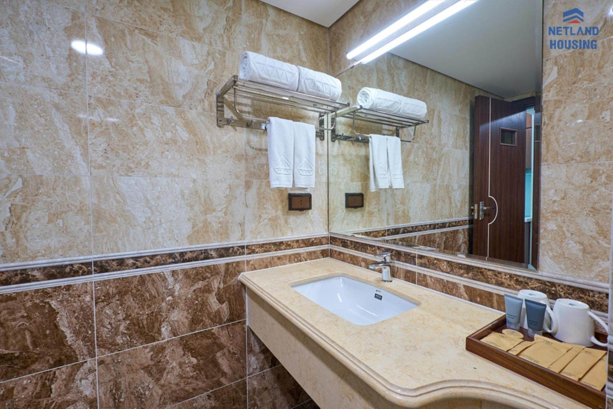 Westlake Legacy By Netland Housing Hanoi