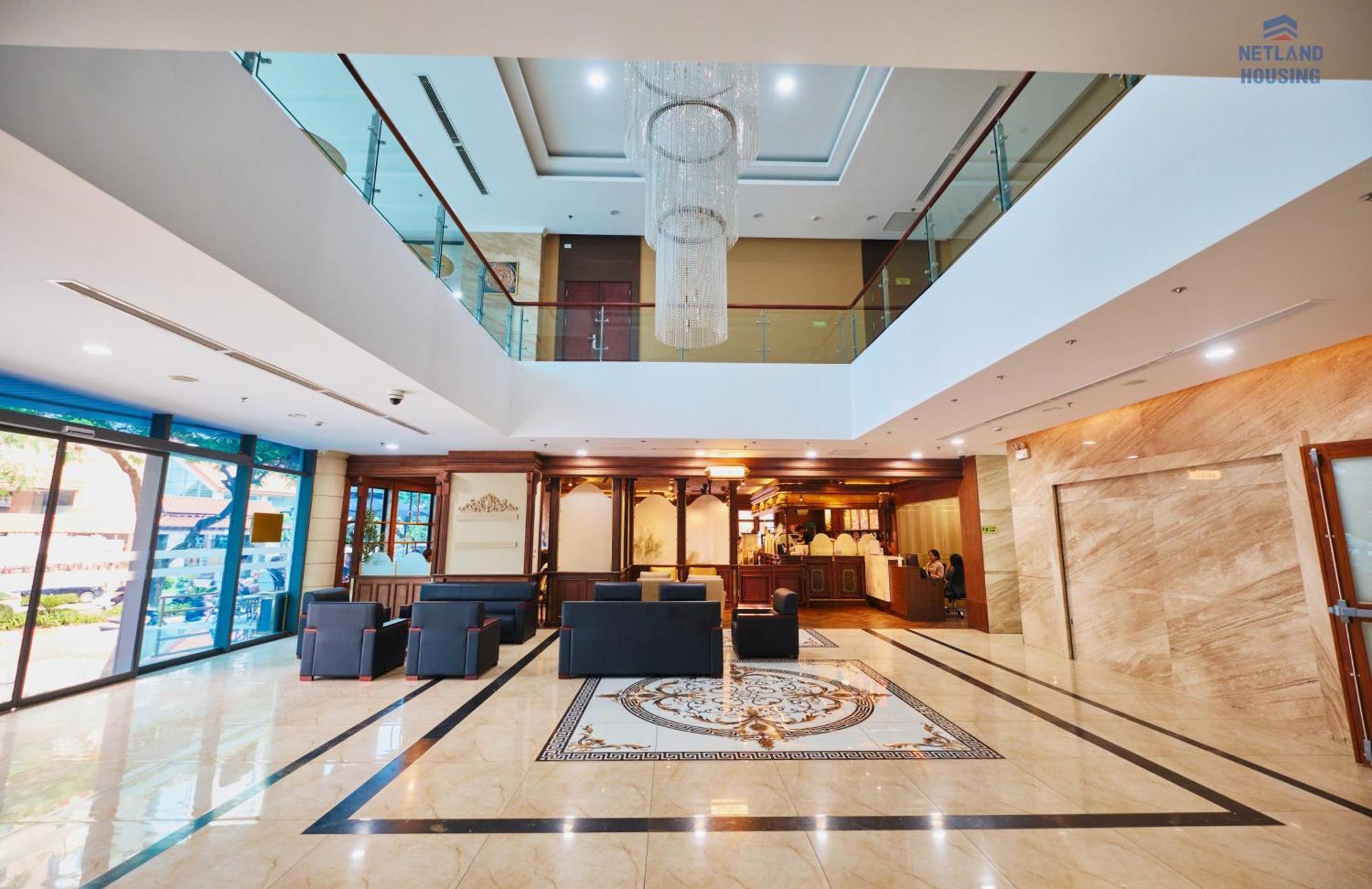 Westlake Legacy By Netland Housing Hotel