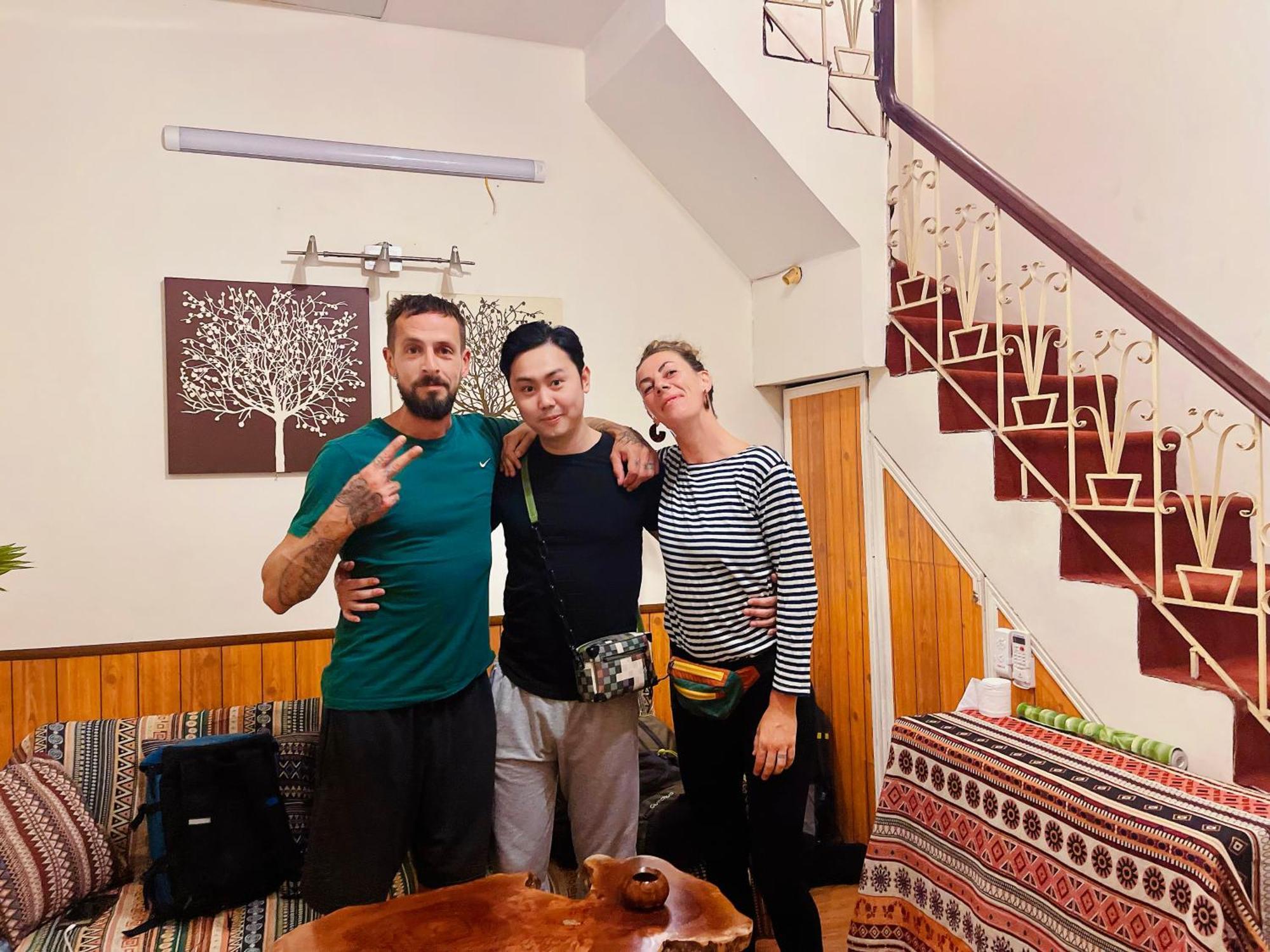 Happy Old House 1738 Homestay *