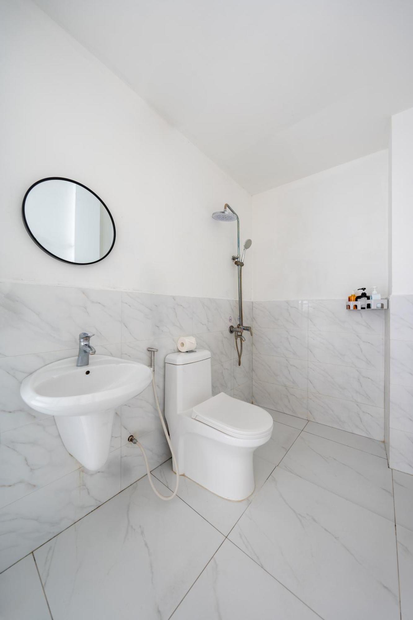 Opera - 2 Mins To Hoan Kiem Lake, Cozy, Delicate, 4 Brs, 24-36 M2 * Hanoi