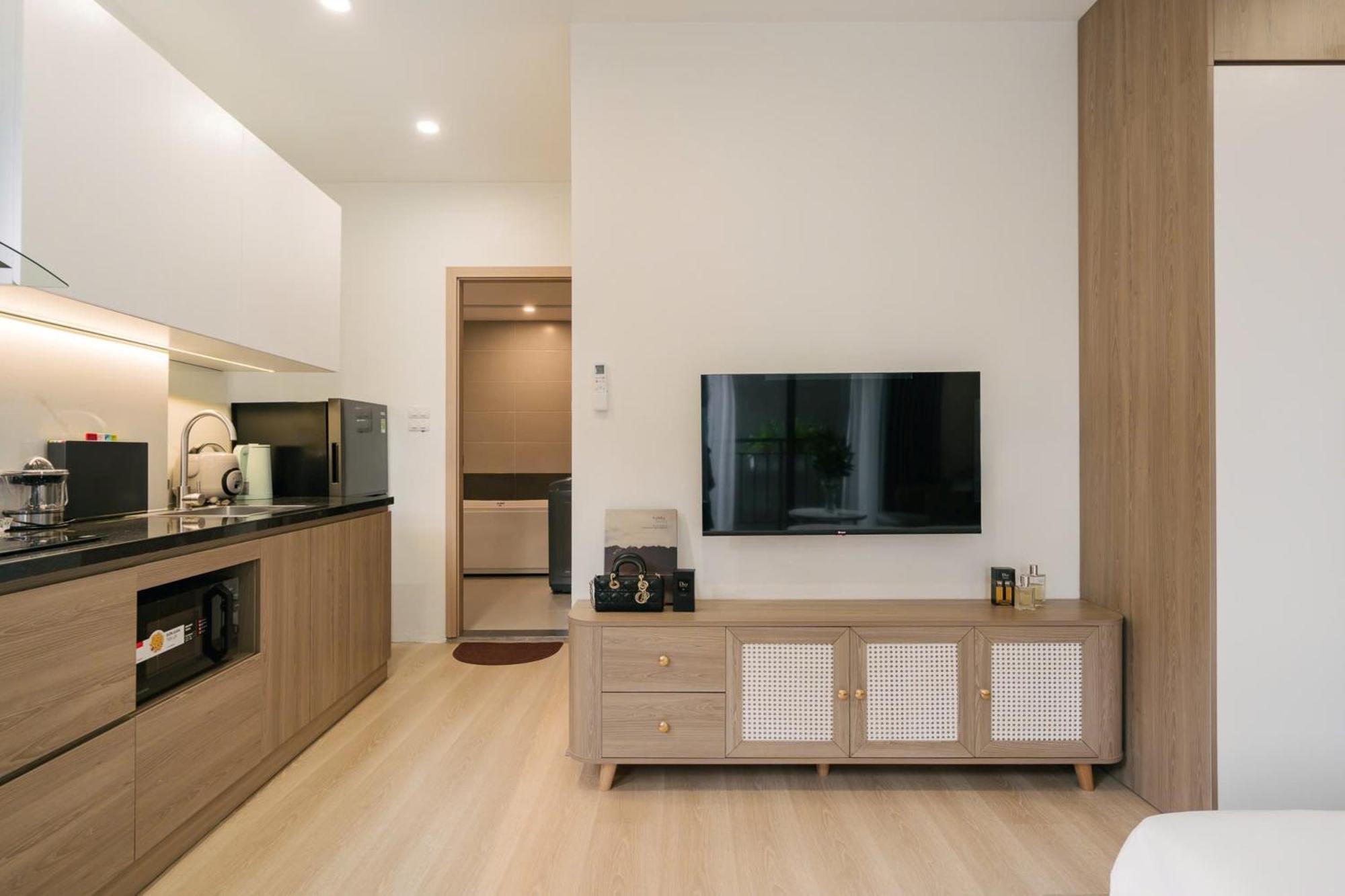 Lux Ngoc Khanh 2 Hotel