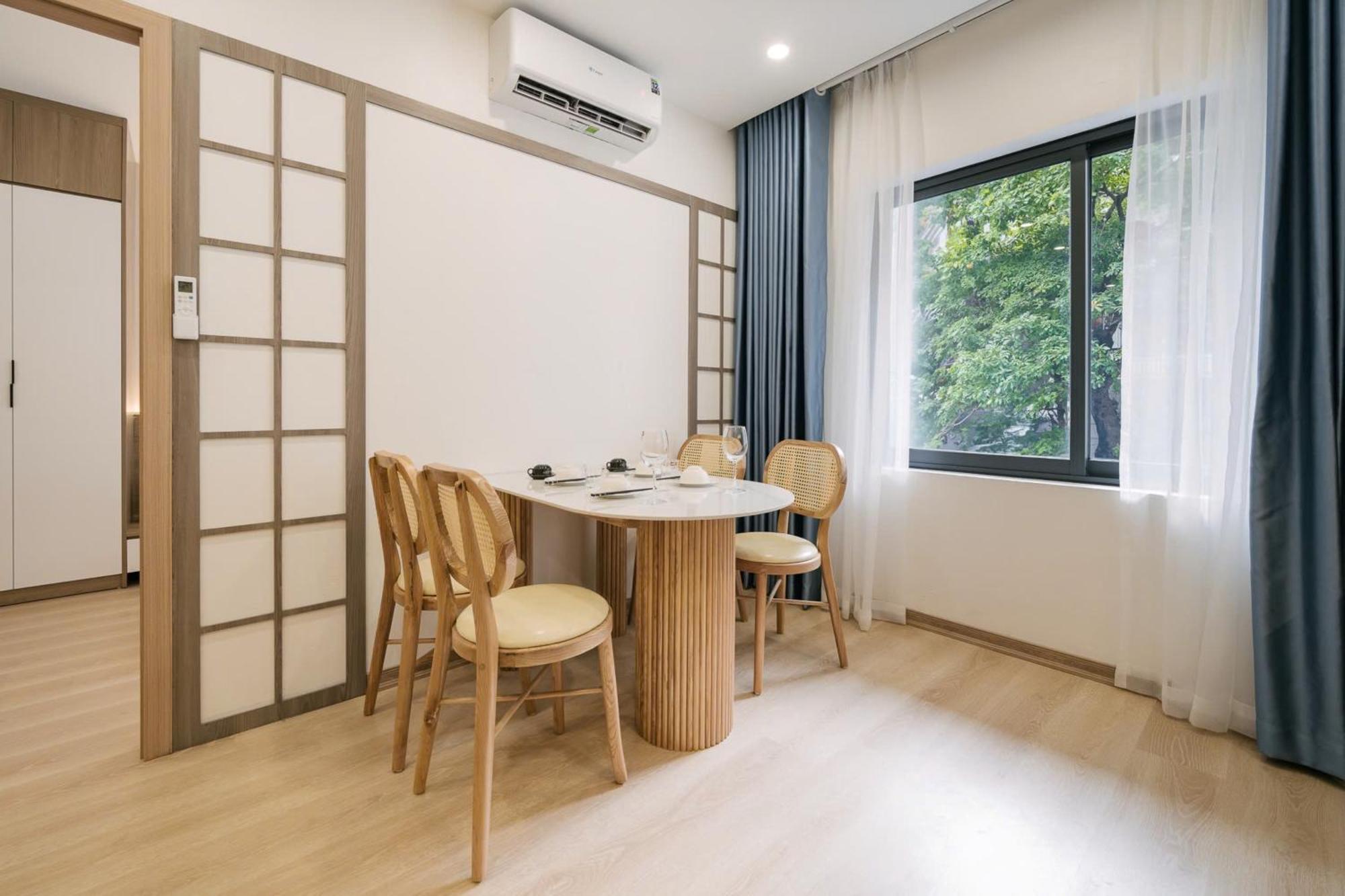 Lux Ngoc Khanh 2 Hotel