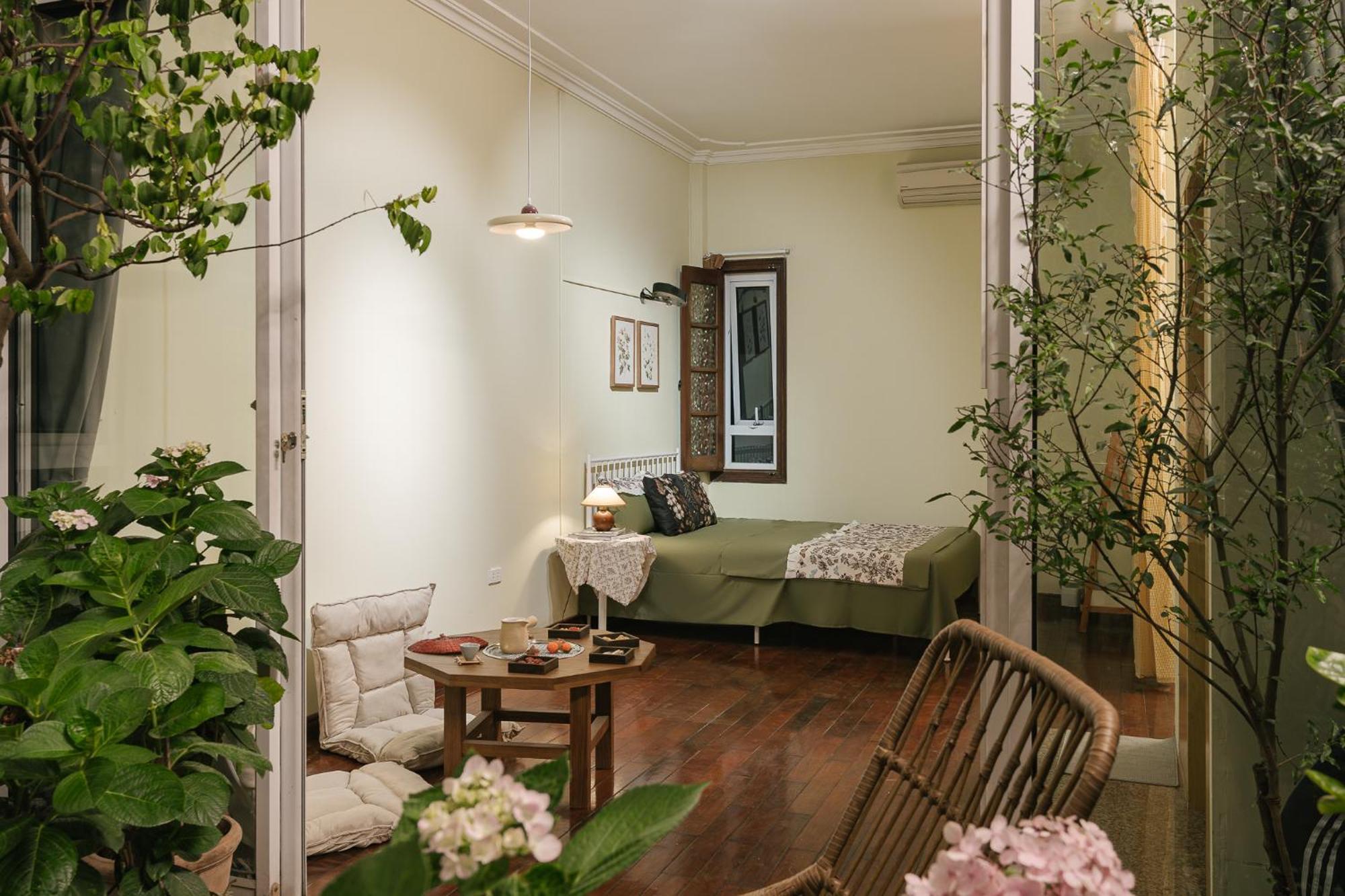Guest house Pentstudio With Garden, View 5mins To Old Quater Hanoi