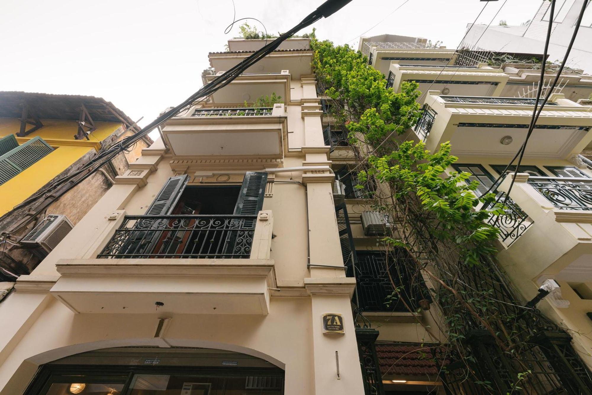 Paiting Folk 10mins Hoan Kiem Guest house Hanoi