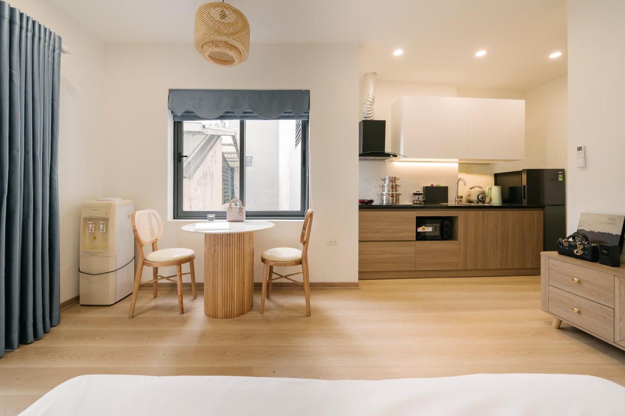 Lux Ngoc Khanh 2 Hotel