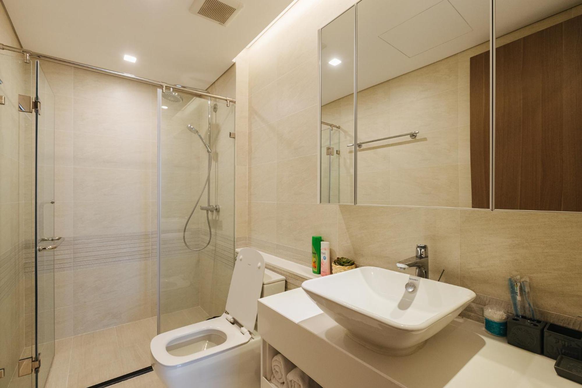 Apartment Luxury In Vinhomes Metropolis Near Lotte