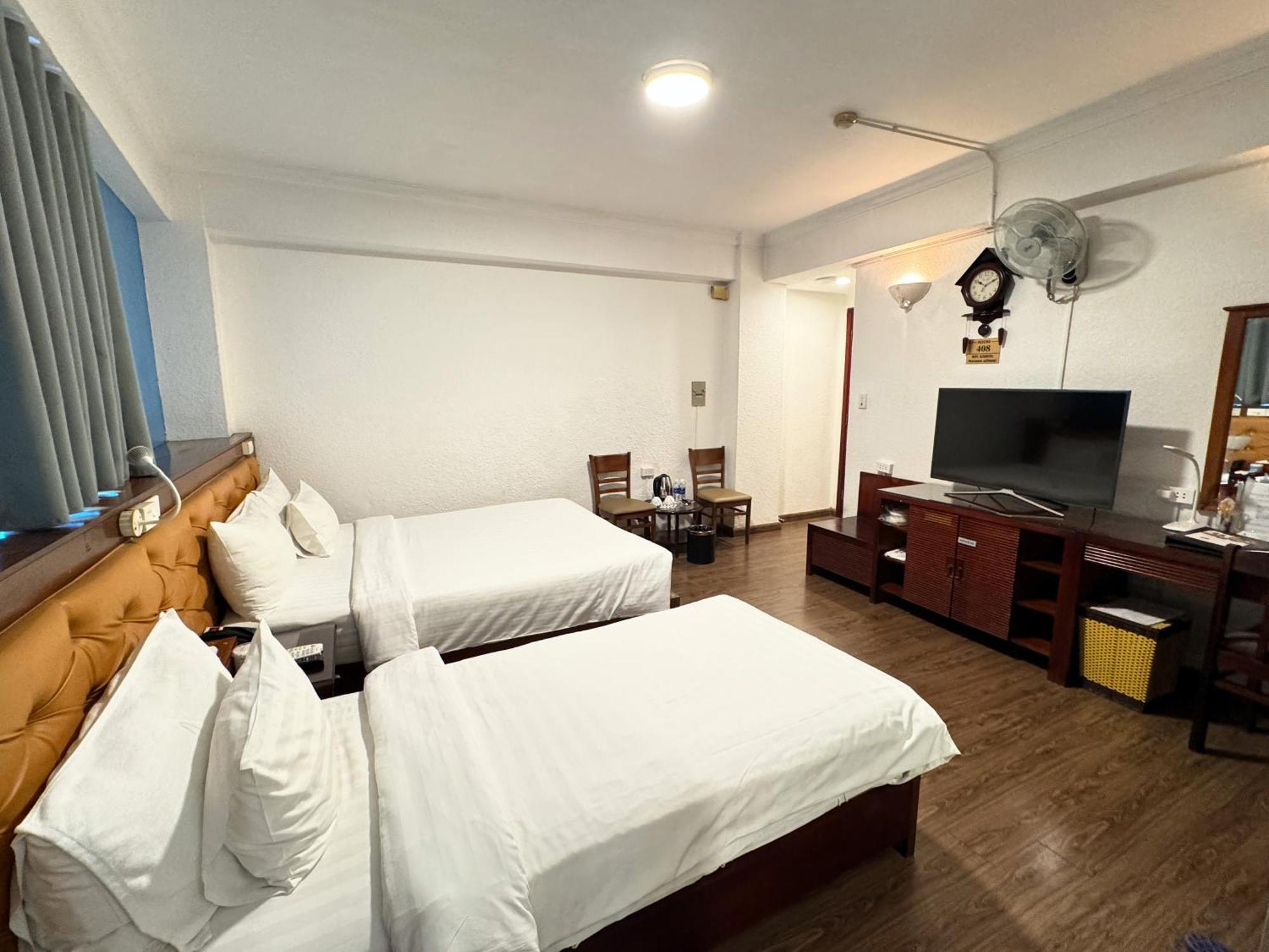 A25 - 44 Hang Bun Hotel 2*