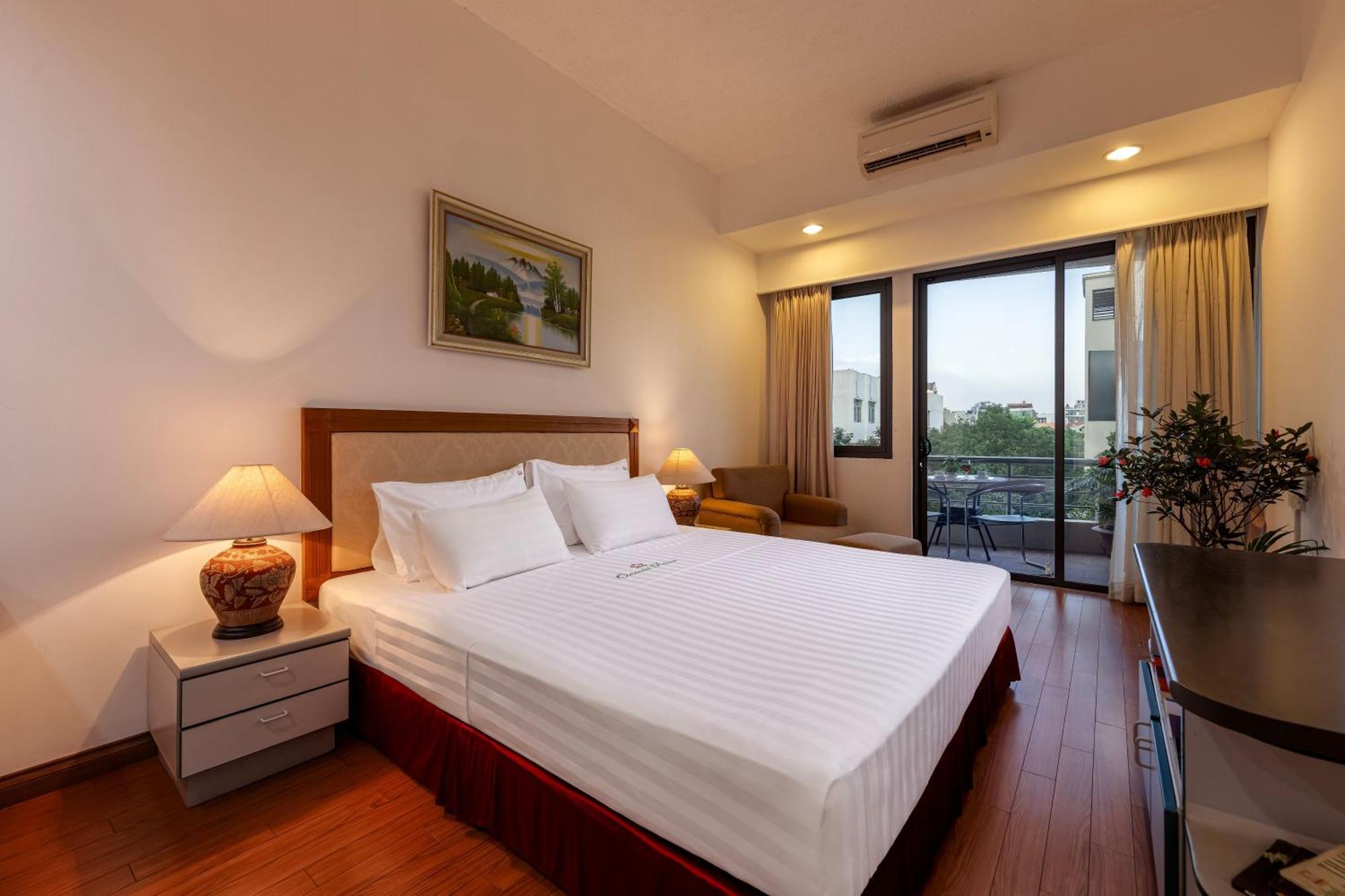 Hotel Oriental Palace Hanoi