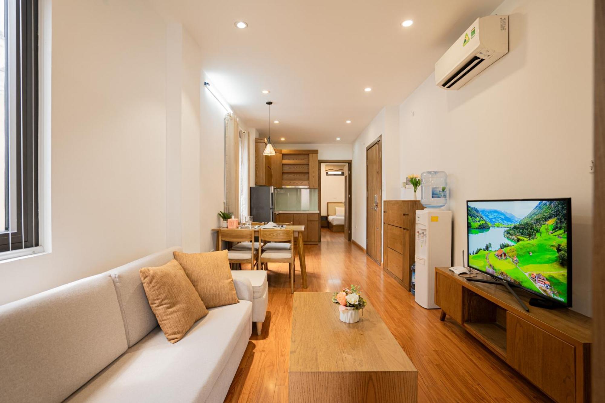22housing & 60 Linh Lang Hanoi