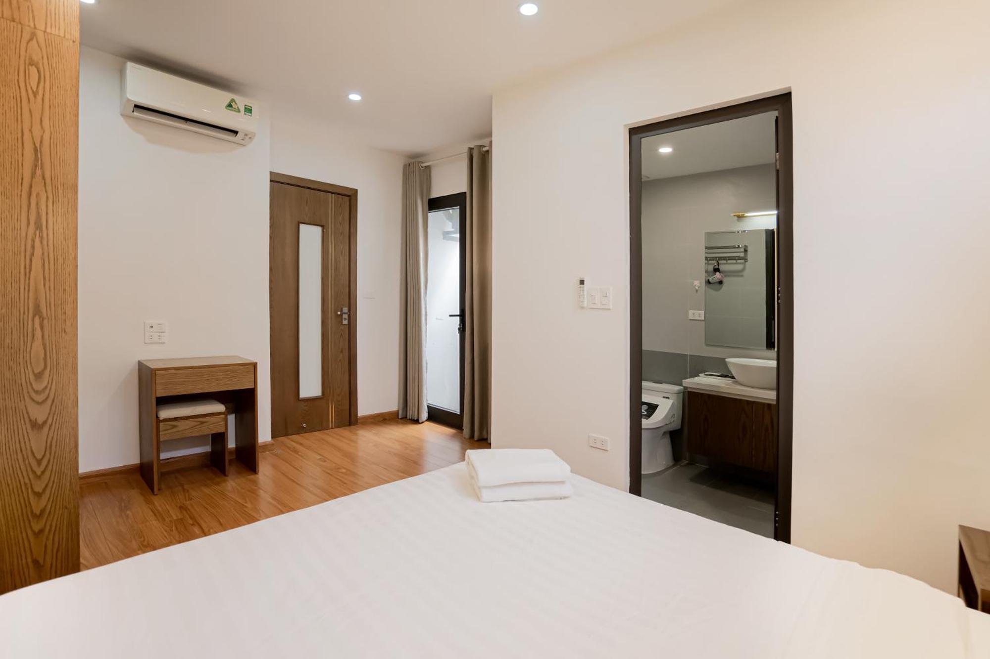 22housing & 60 Linh Lang Hanoi