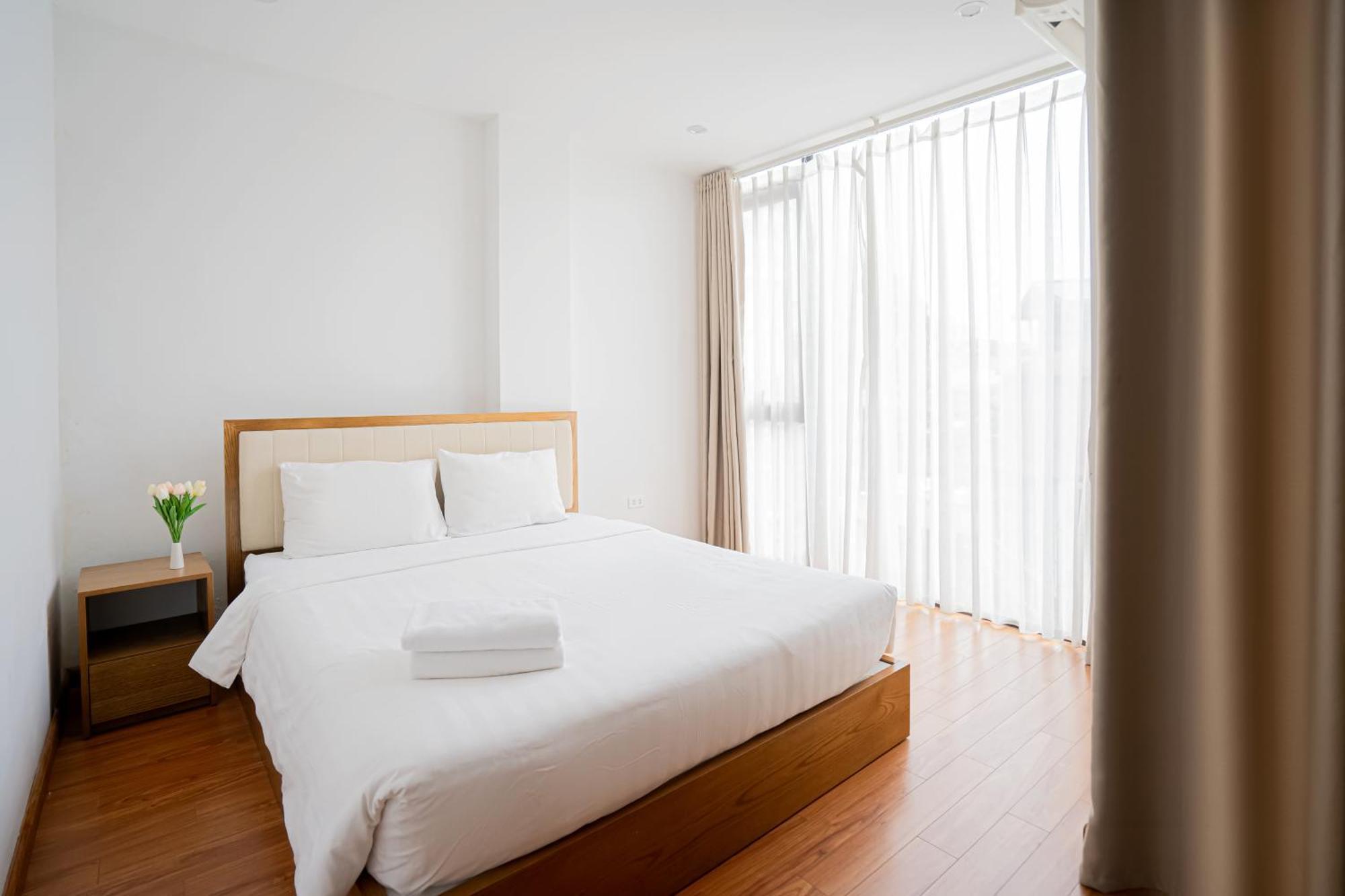 22housing & 60 Linh Lang Apartment *