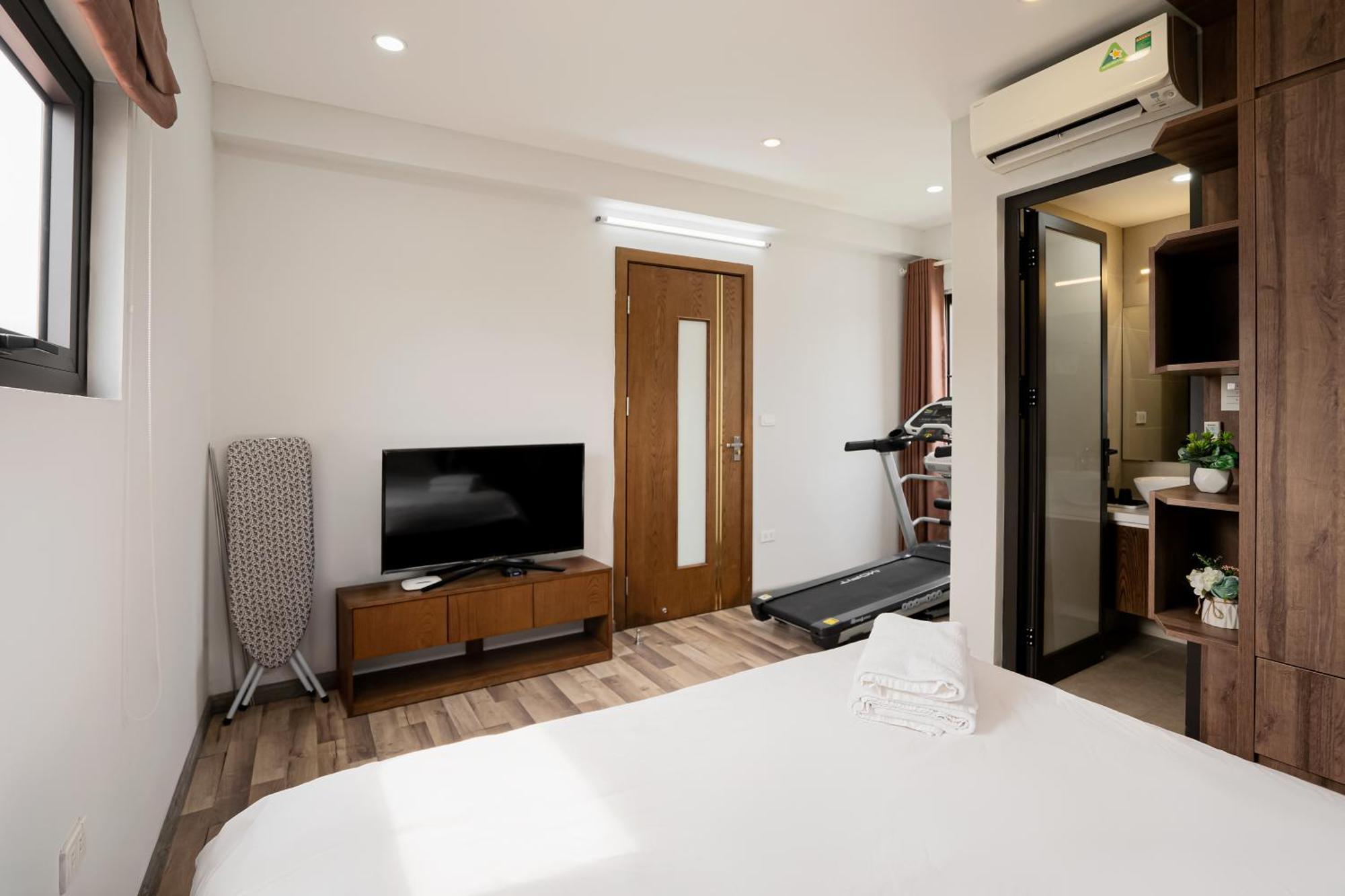 22housing & 60 Linh Lang Apartment