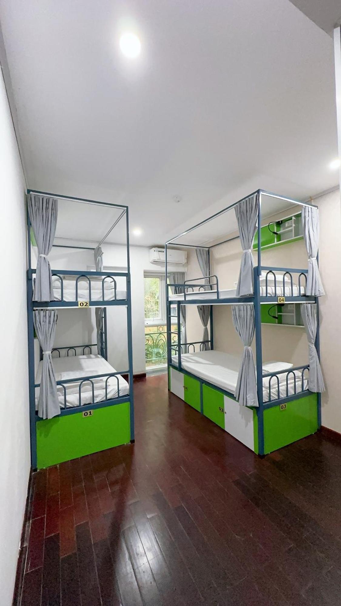 Traveller House *