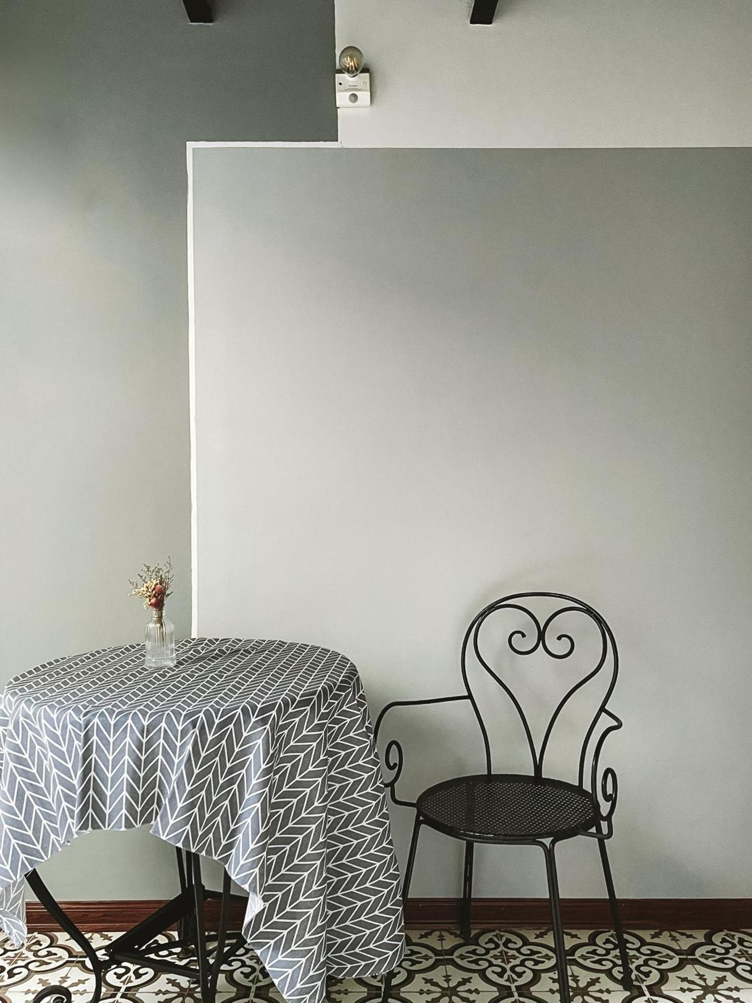 Zeus Living - Old Quater Guest house *