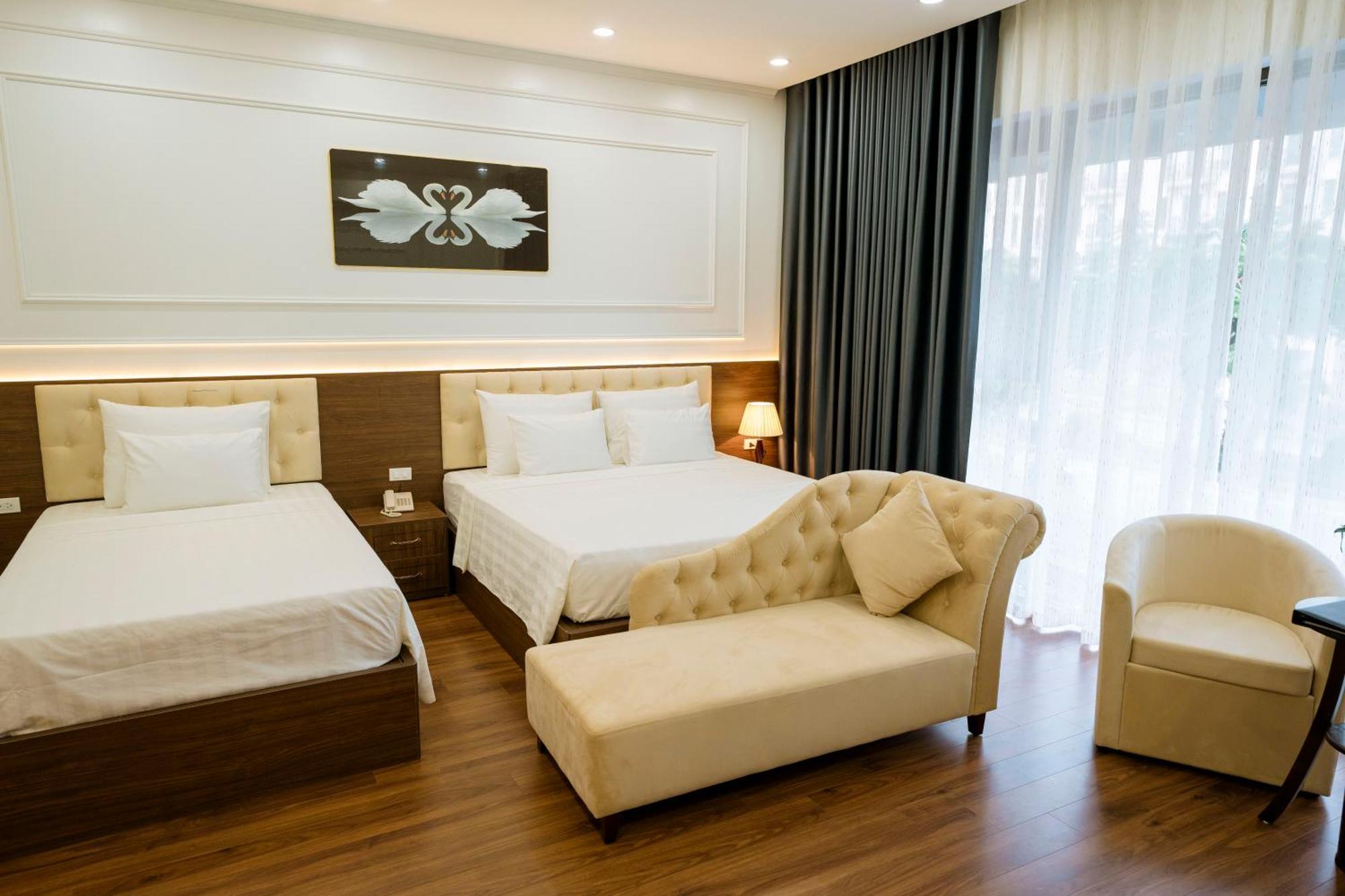 Azoma * Hanoi