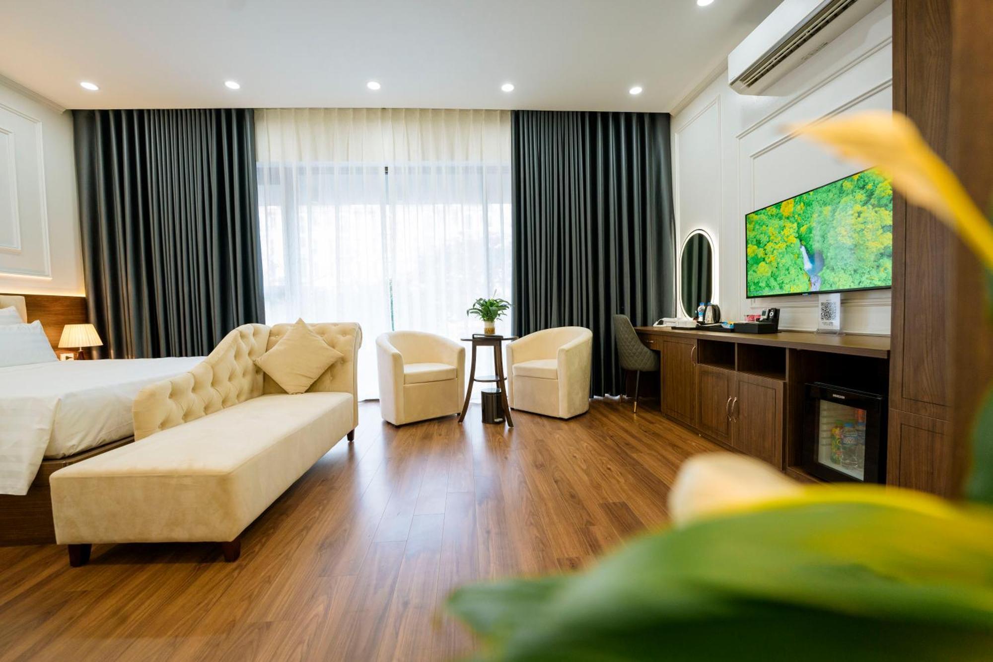 Love hotel Azoma Hanoi