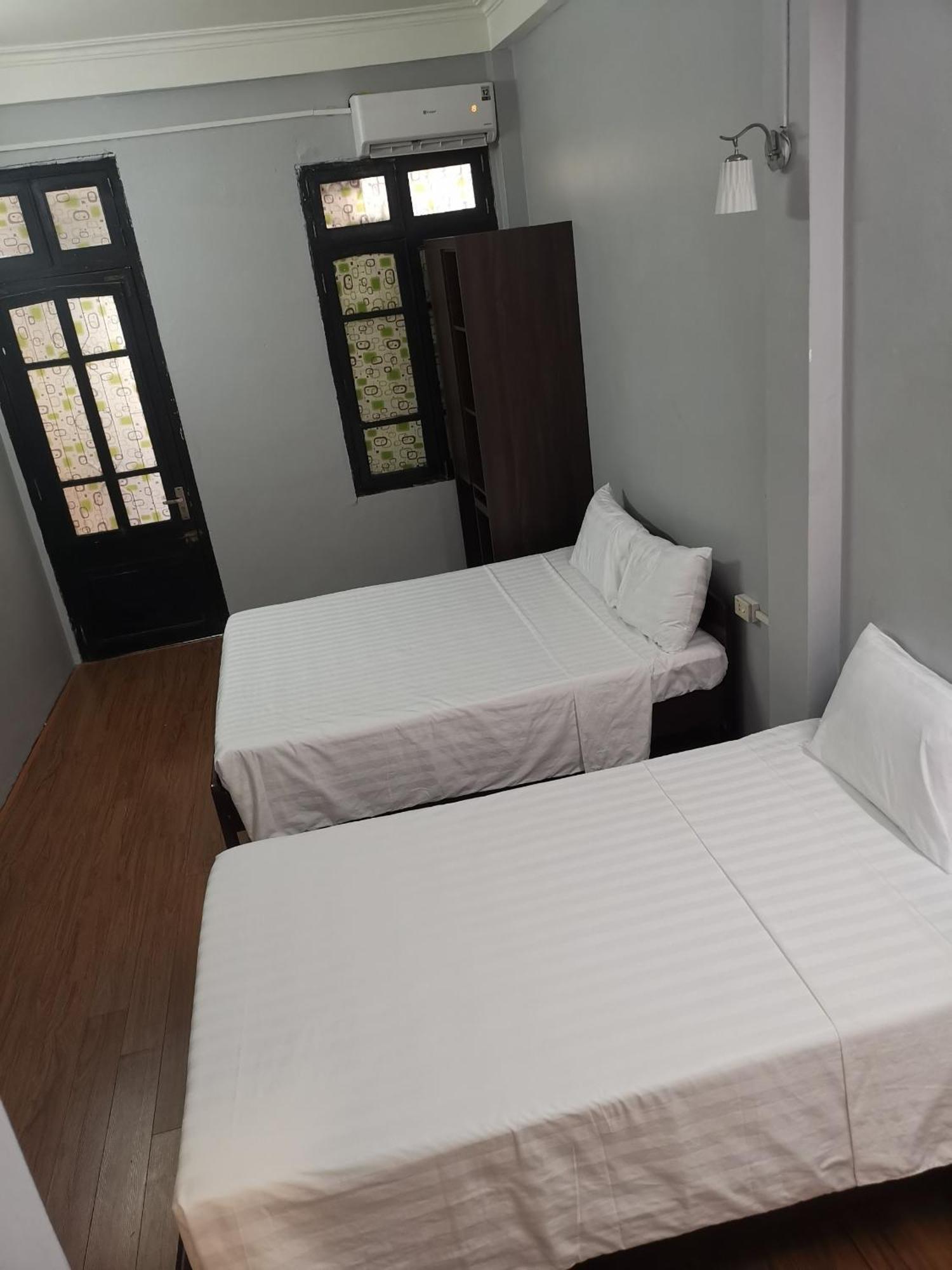 Khách sạn The La Renta & Hà Nội