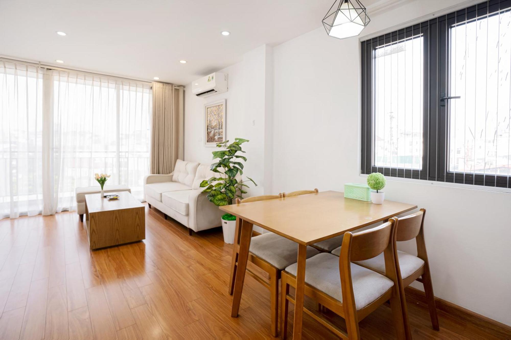 22housing & 60 Linh Lang *