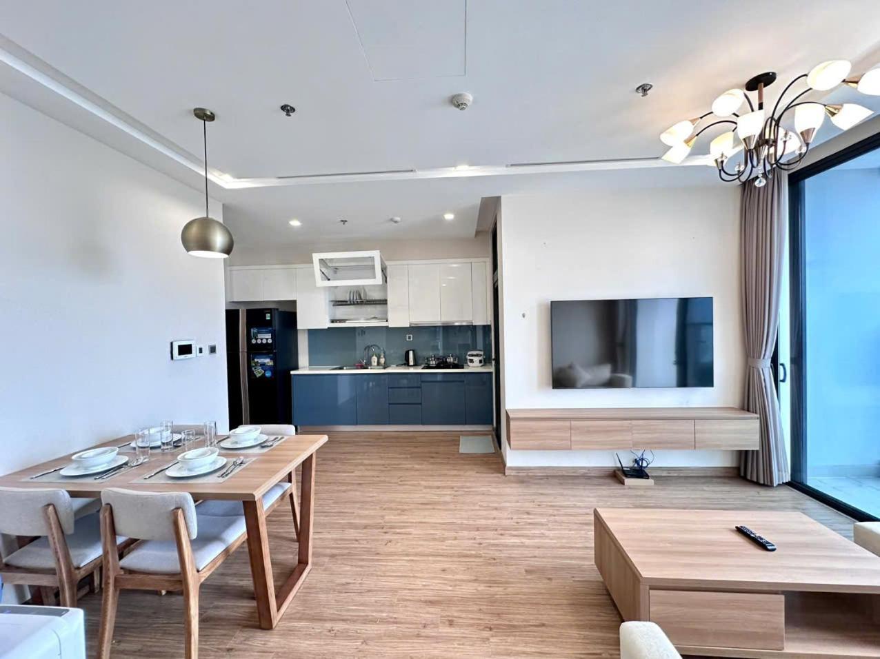 Apartment Vinhomes Metropolis *