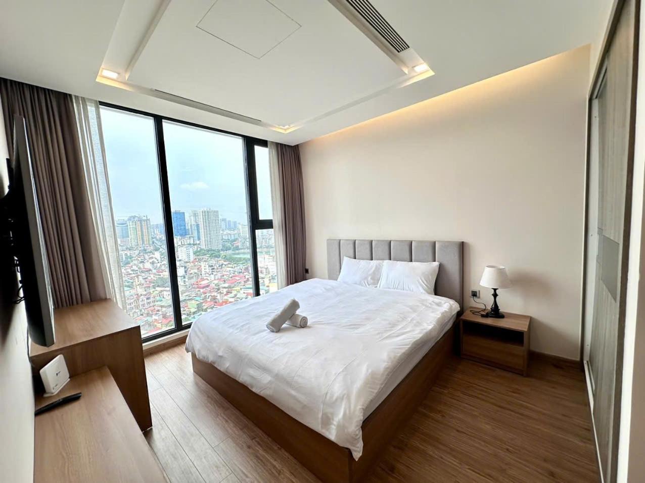 Vinhomes Metropolis * Hanoi