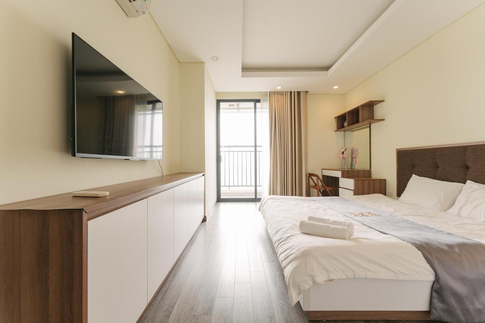 Hi-home - View In Hongkong Tower Apartment Hanoi