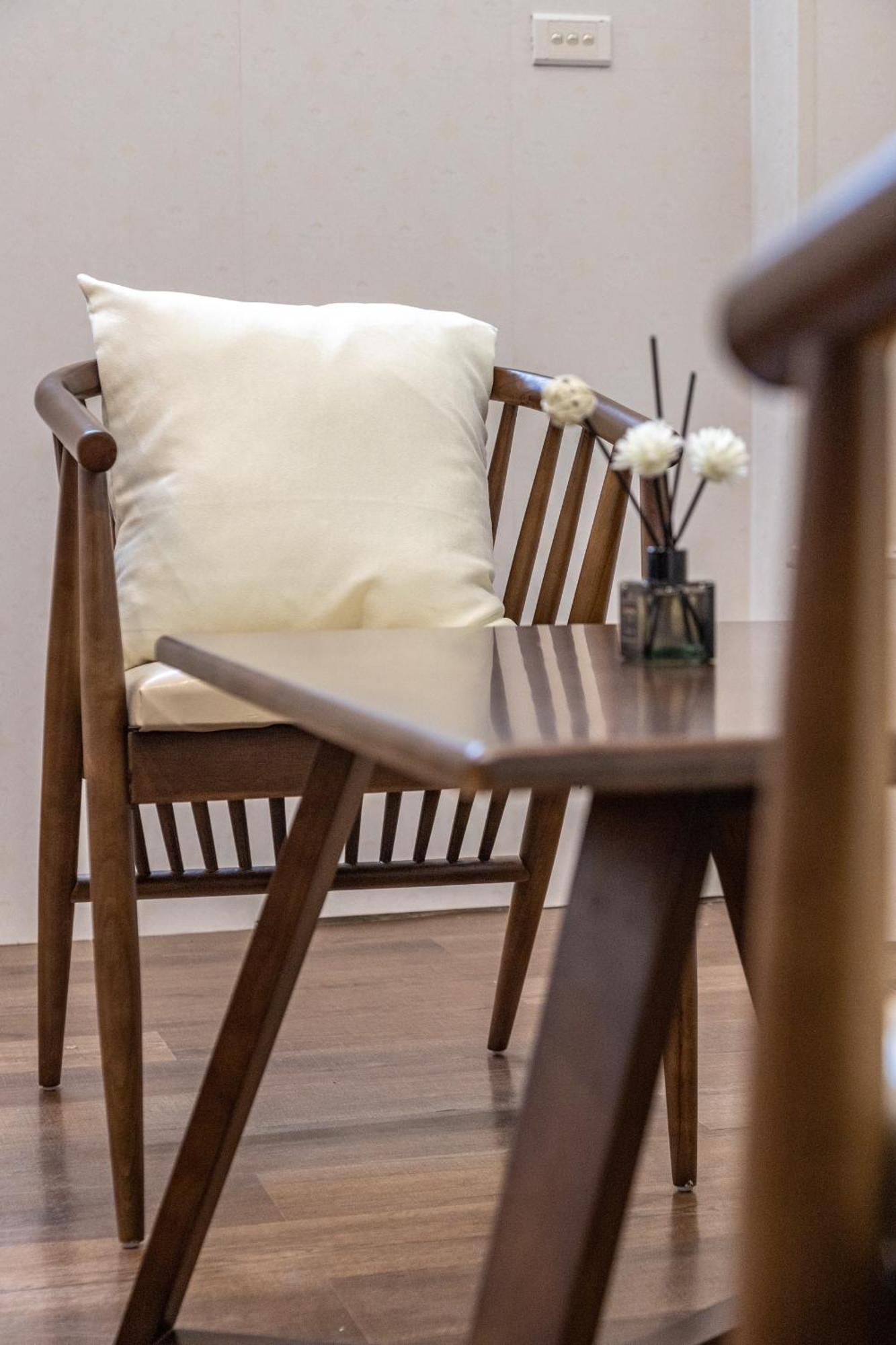Khách sạn hẻo lánh Indochine Design 2 - Old Quarter *