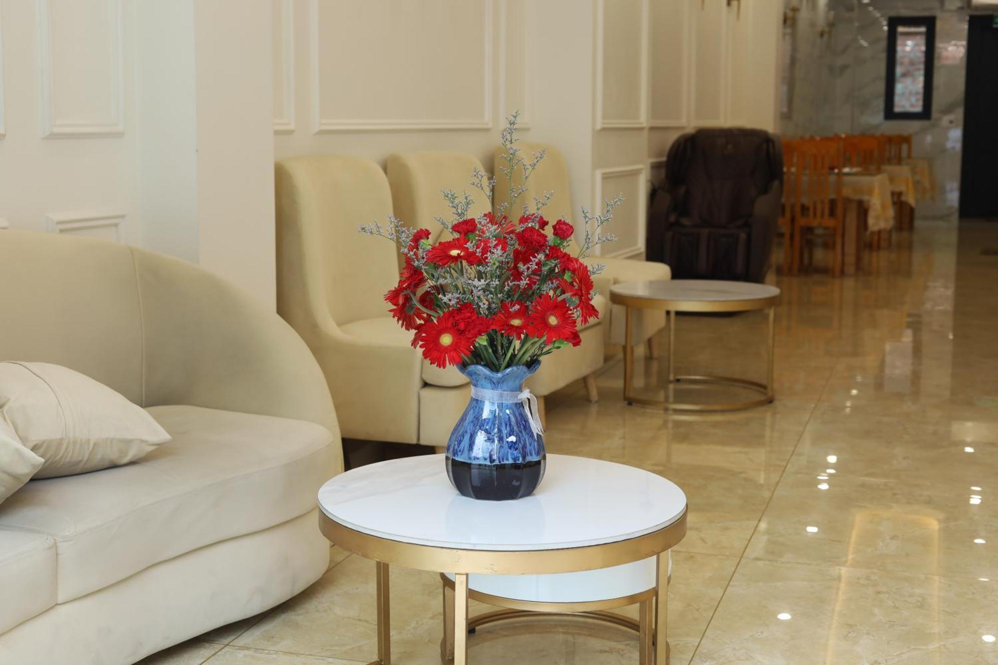 Khách sạn Chemi Noi Bai Airport & Travel 3*