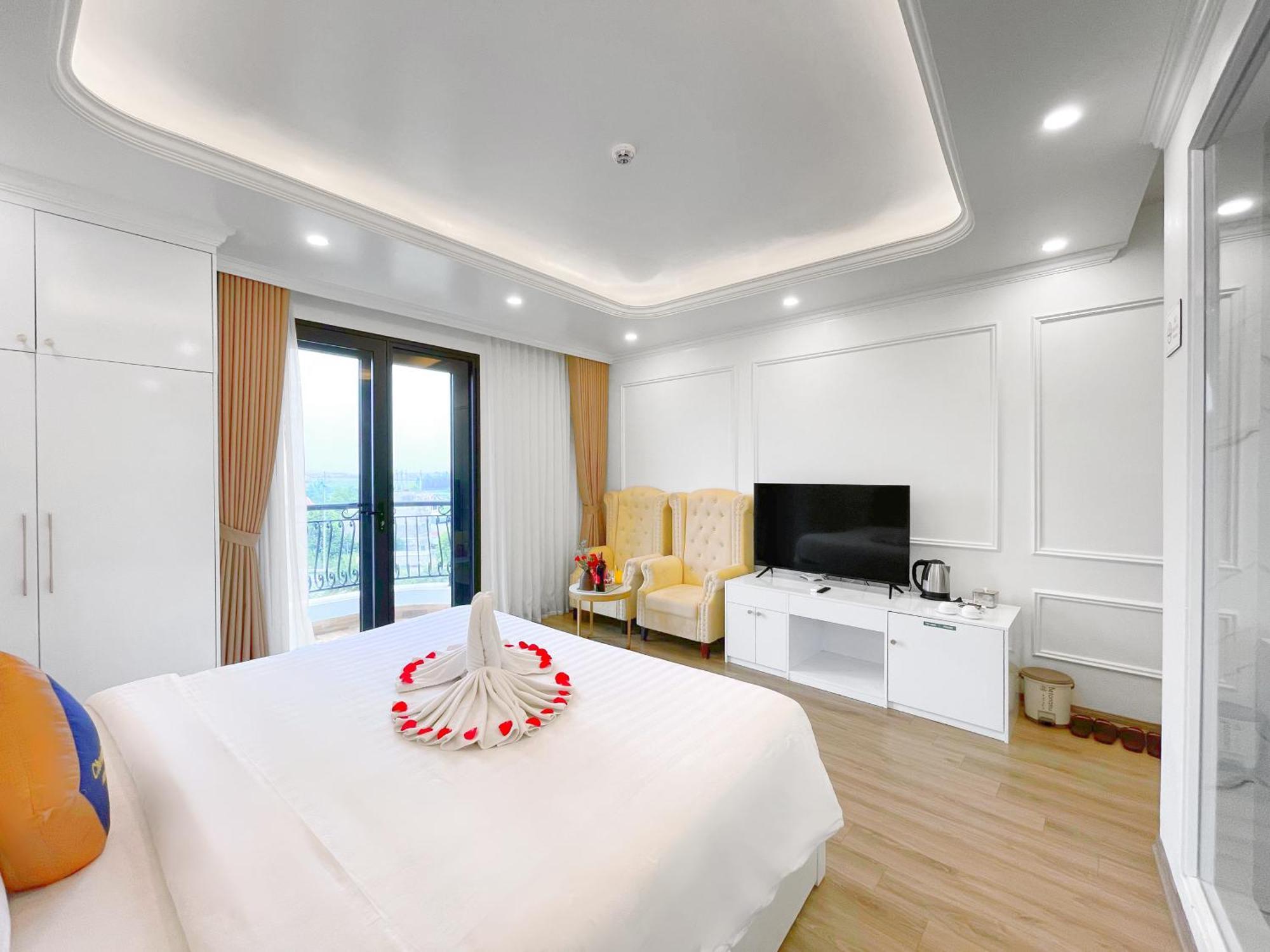 Chemi Noi Bai Airport & Travel 3* Hà Nội