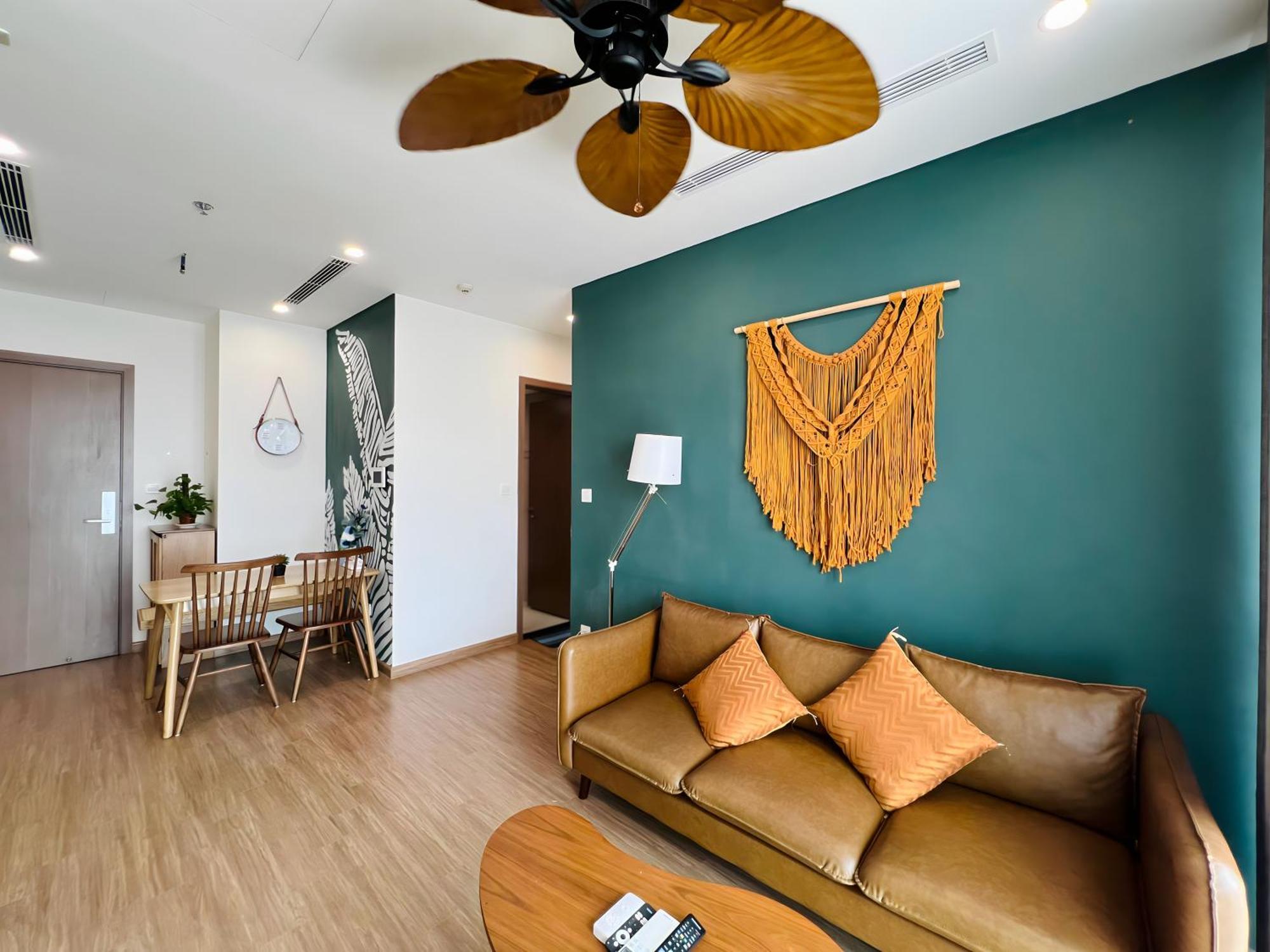 Apartment Jessamine Housing - Vinhomes Skylake