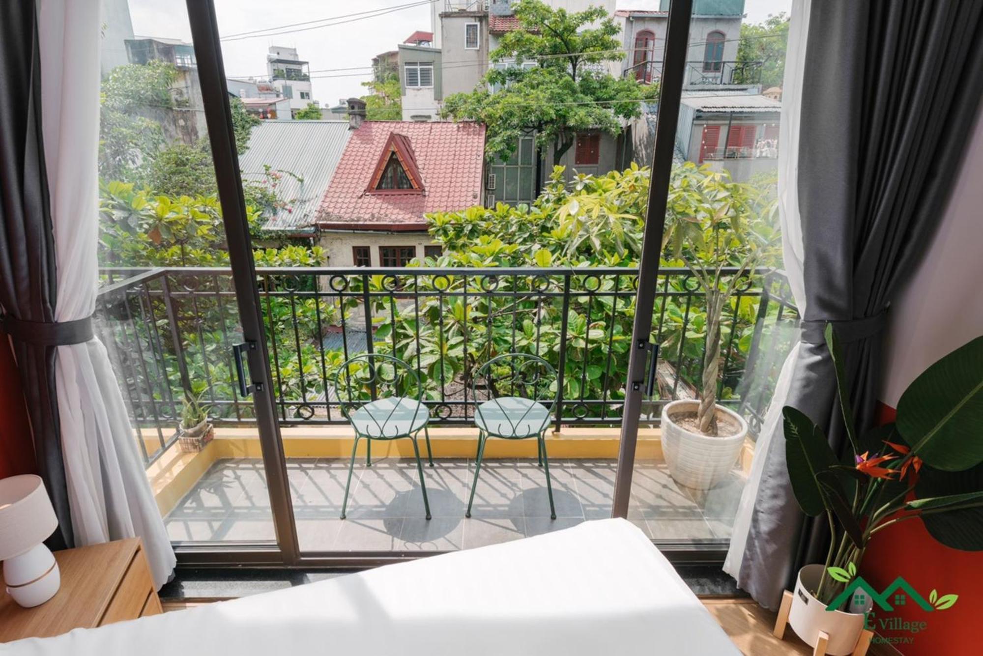 E Village Hotel