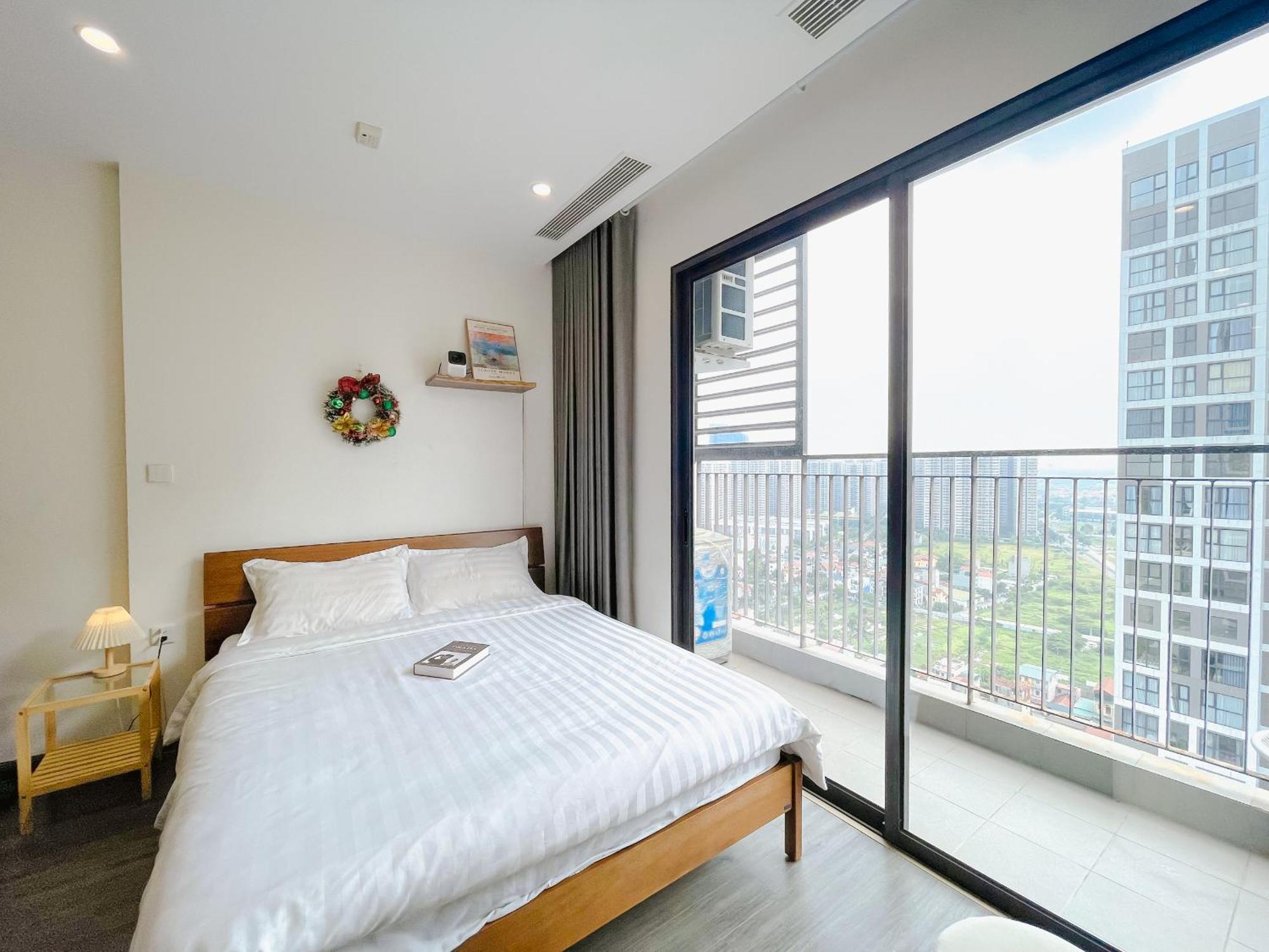 Aparthotel Autumn -r105 Vinhomes Ocean Park-gia Lam-ha Noi Hanoi