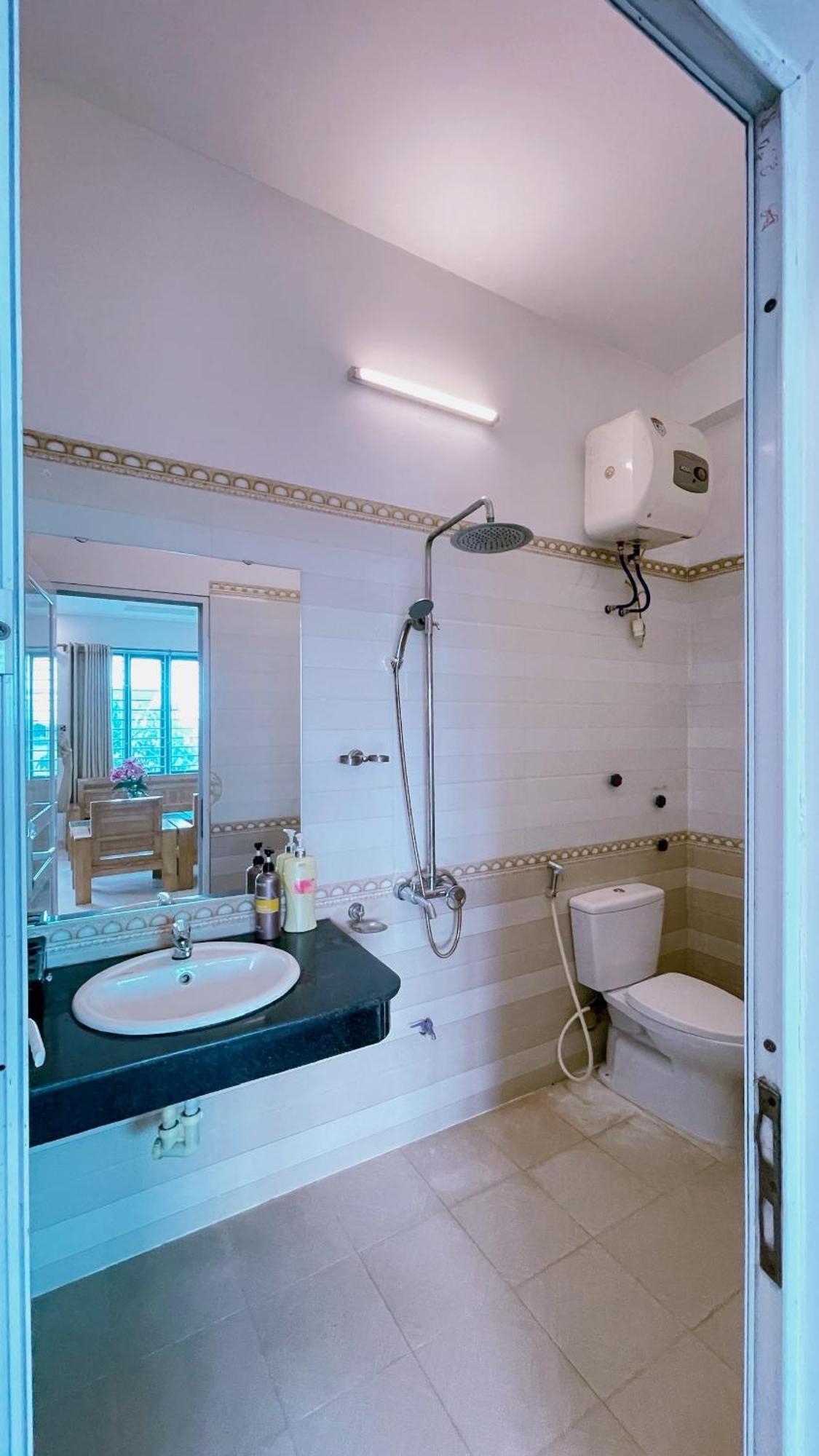 Phu Binh Hotel Hanoi