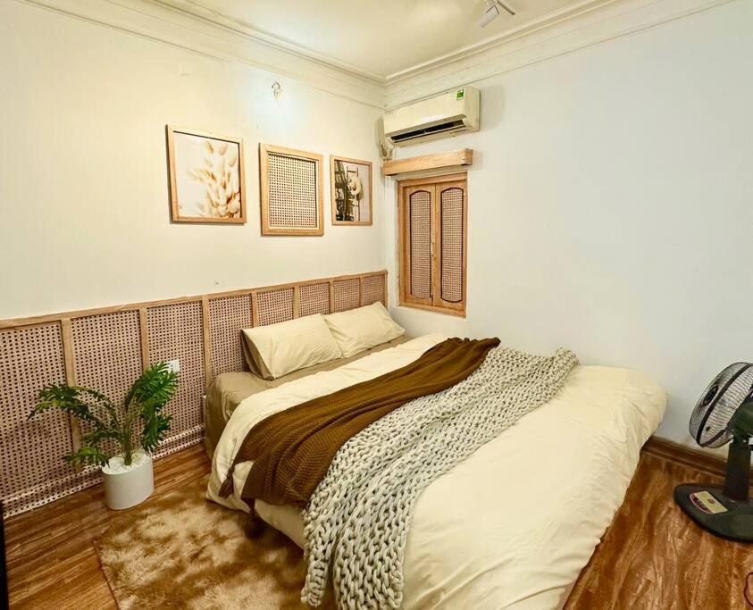 Apartment Trixie House & Homestay 06 - Trang Tien Walking Street - Old Quarter Hanoi