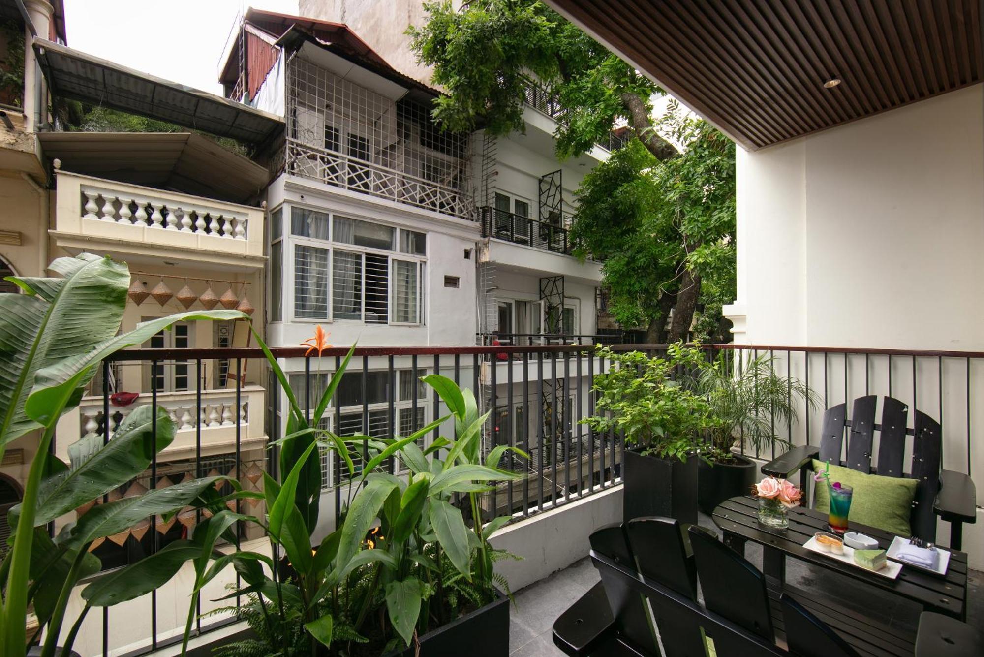 Hotel Le Premier & Rooftop Bar Hanoi