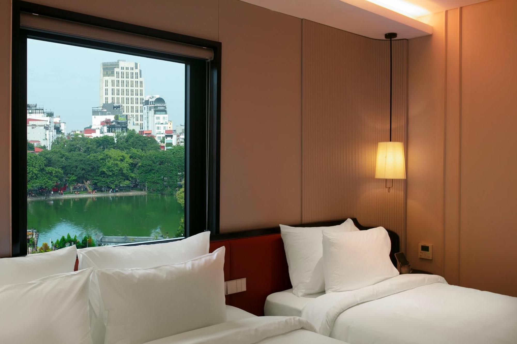 Le Premier & Rooftop Bar Hotel Hanoi
