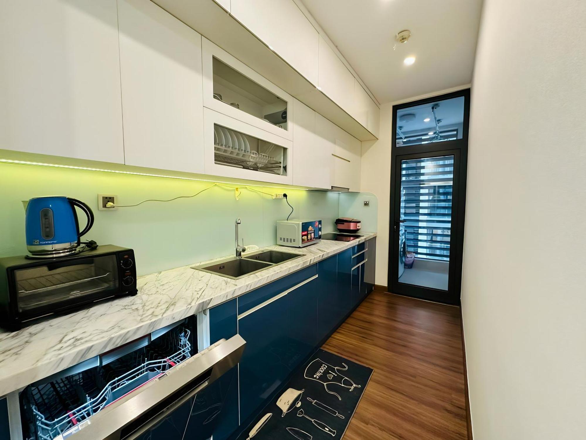 Apartment Vinhomes Metropolis - South Land