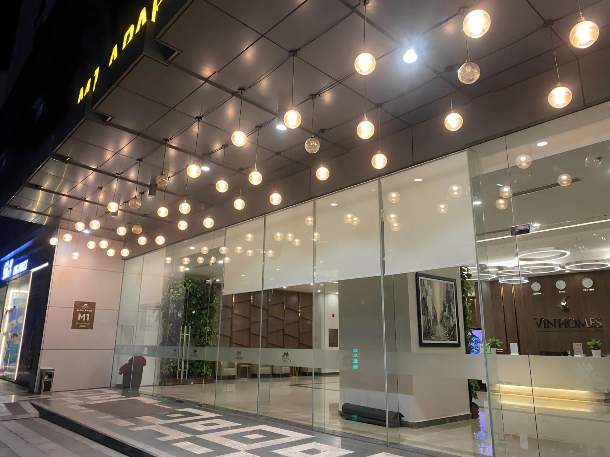 Apartment Vinhomes Metropolis - South Land *