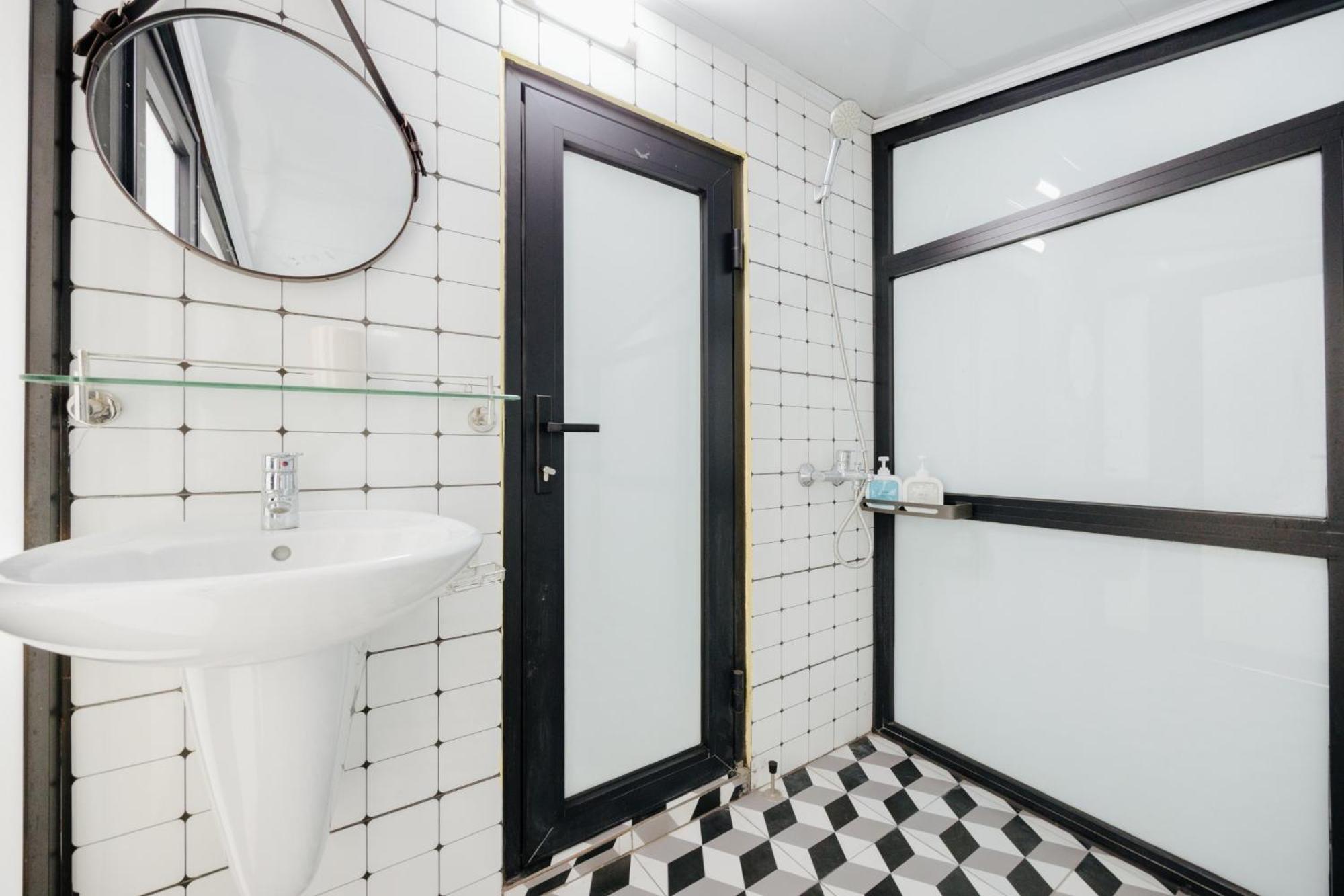Duplex 3beds Old Quarter- Big Window Street View Apartment *