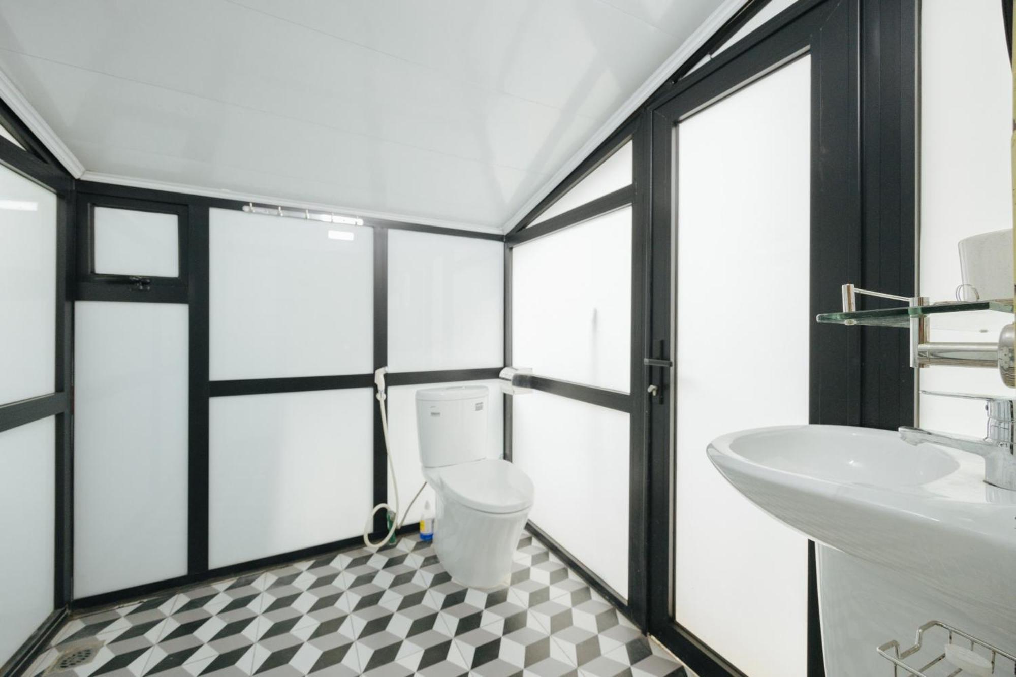 Duplex 3beds Old Quarter- Big Window Street View * Hanoi