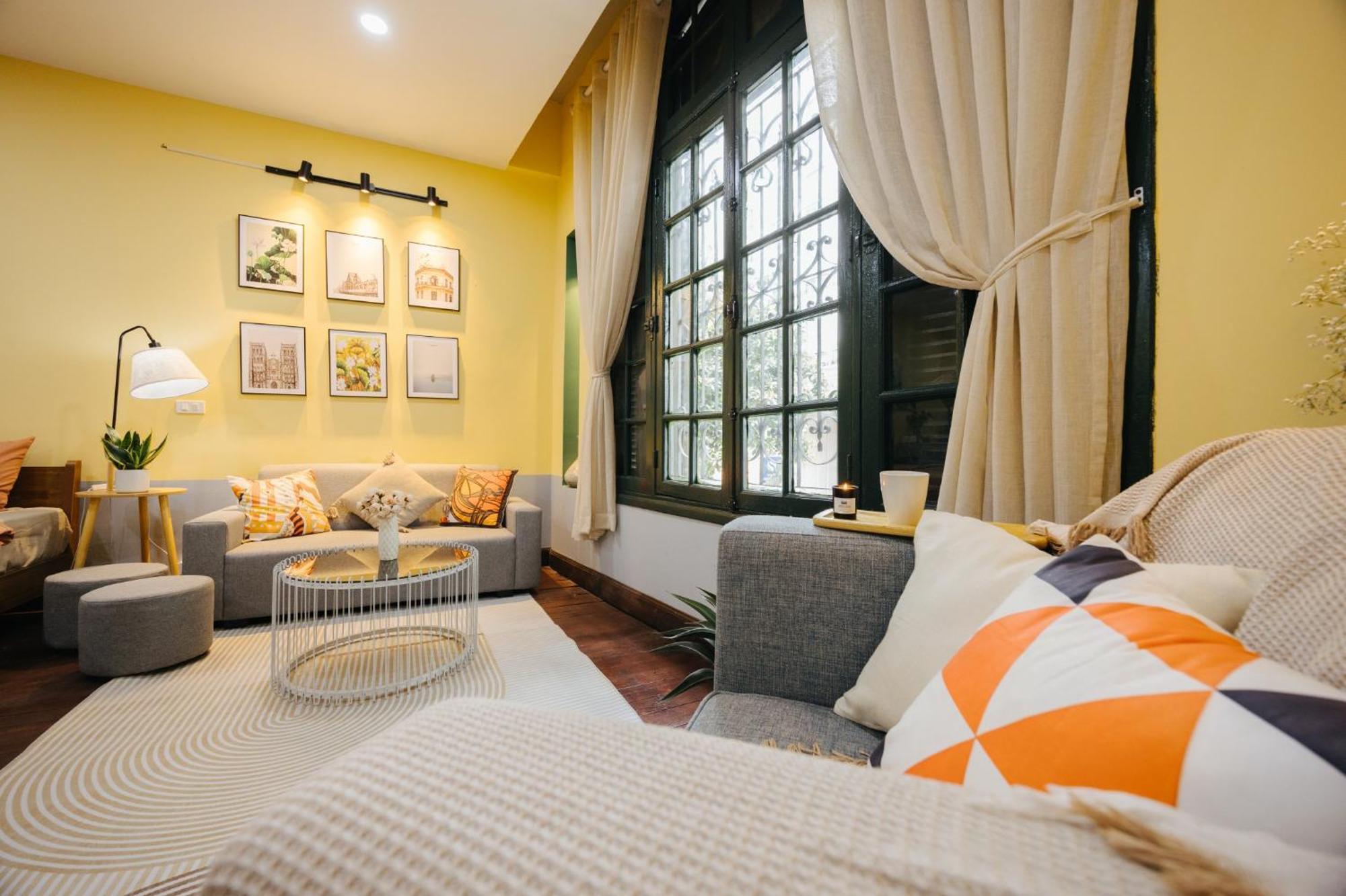 Apartment Duplex 3beds Old Quarter- Big Window Street View Hanoi