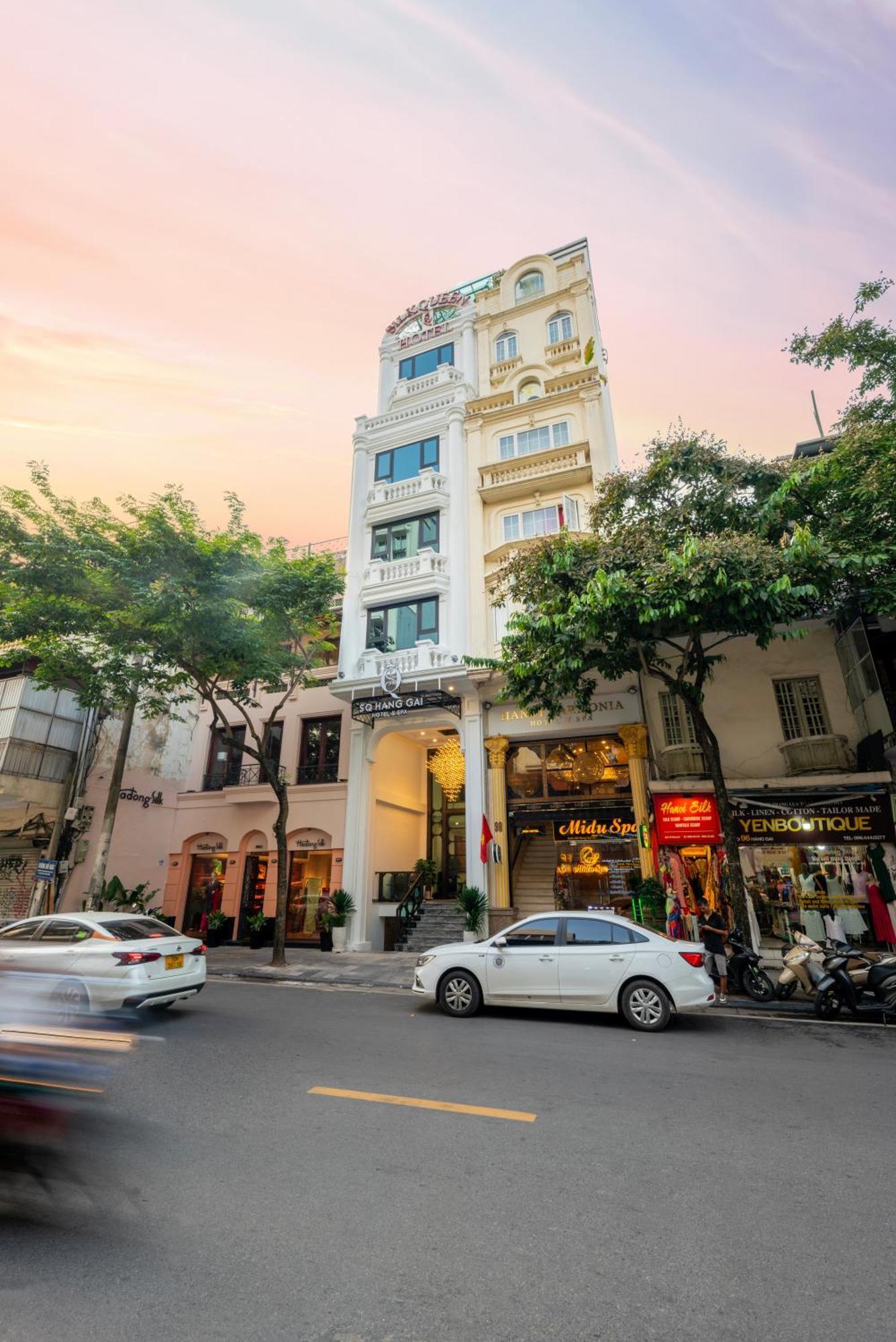Hotel Sq Hang Gai & 4*