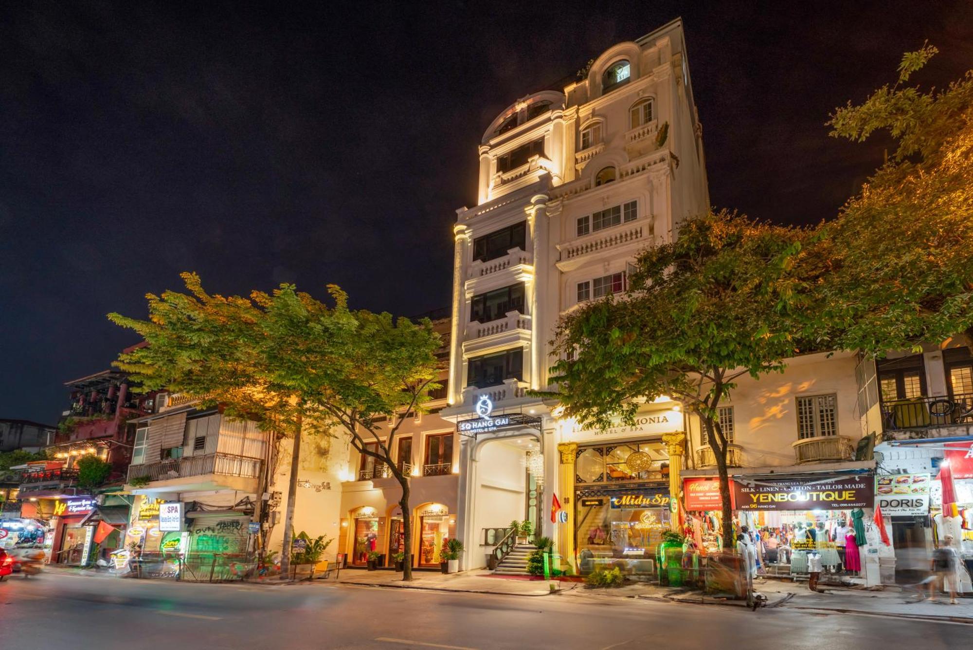 Sq Hang Gai & Hotel Hanoi