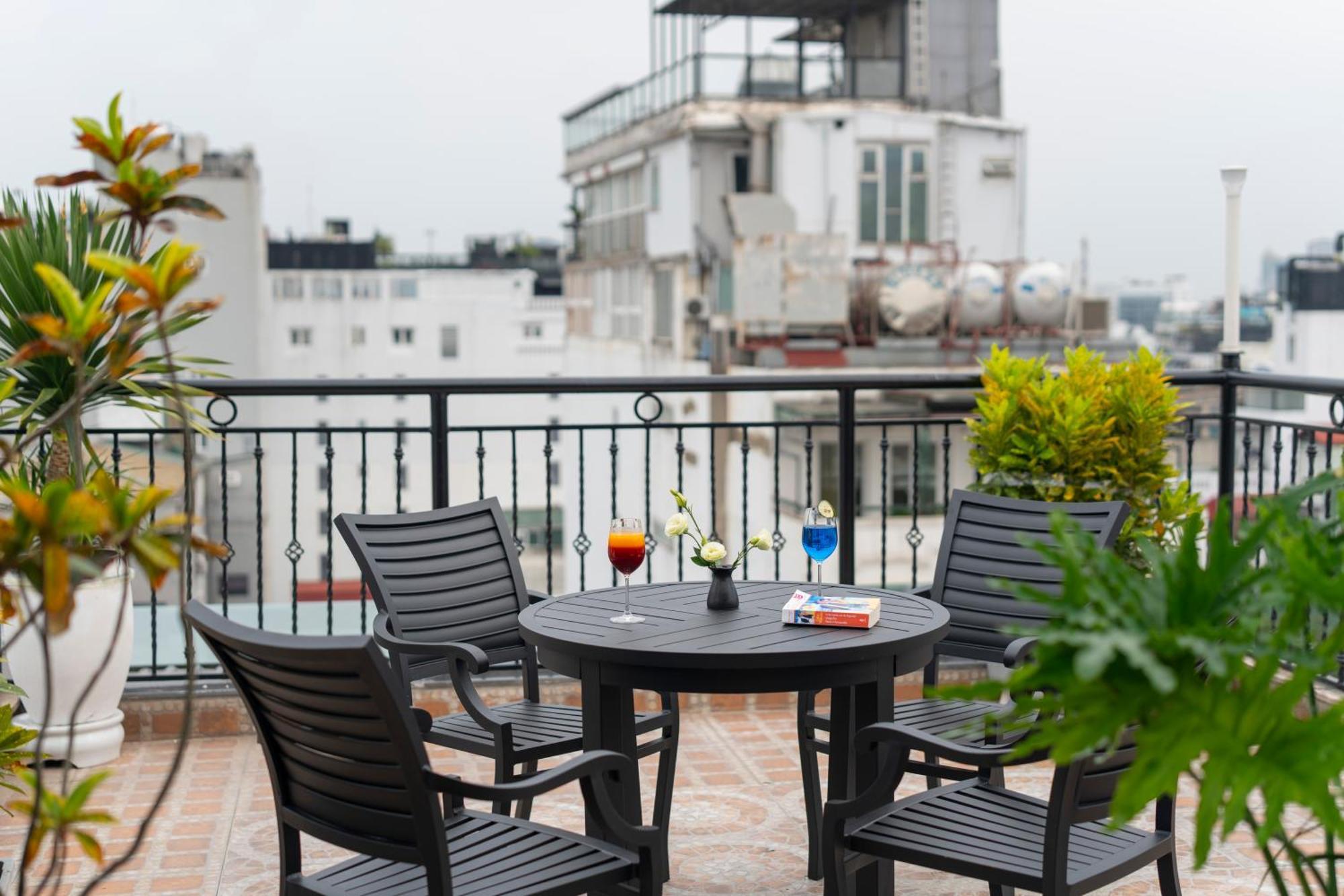 Sq Hang Gai & 4* Hanoi