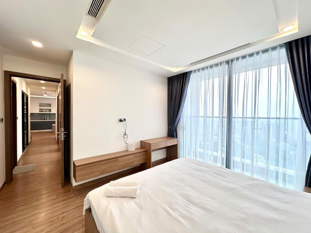 Luxury In Vinhomes Metropolis *