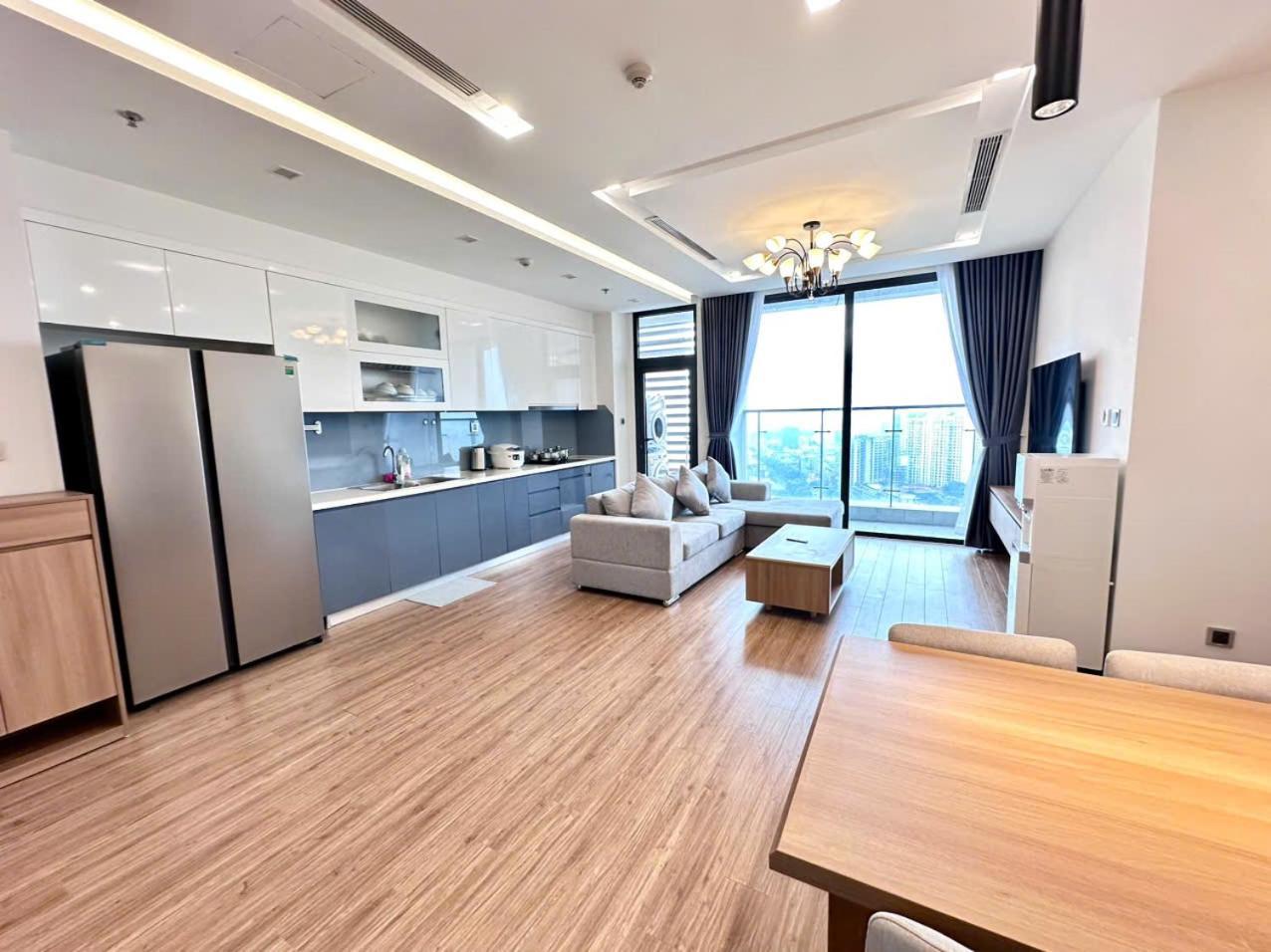 Apartment Luxury In Vinhomes Metropolis Hanoi