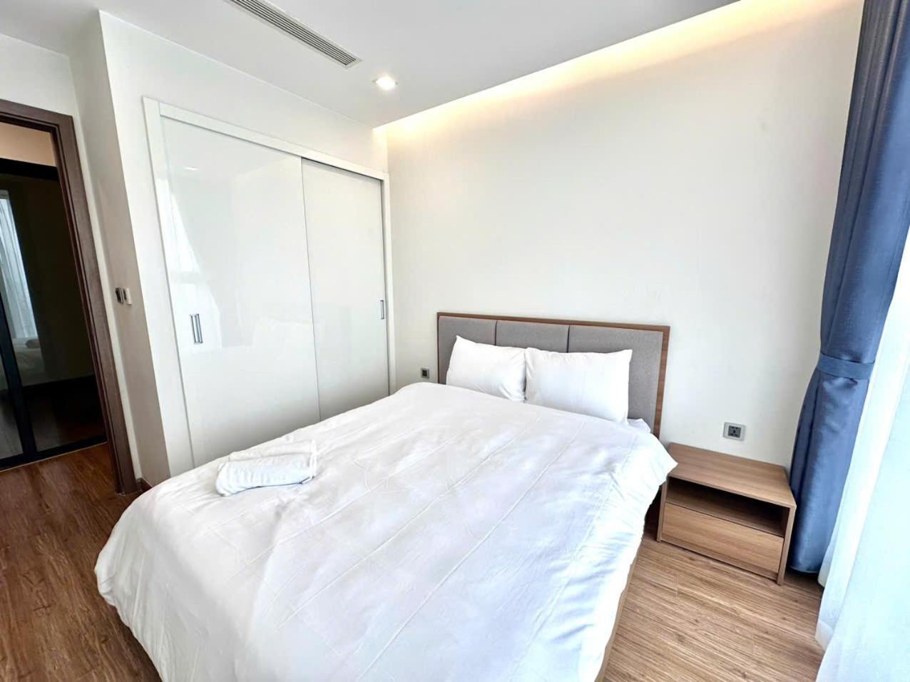 Luxury In Vinhomes Metropolis *