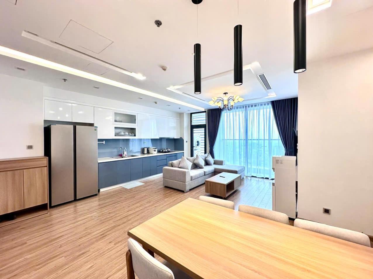 Apartment Luxury In Vinhomes Metropolis