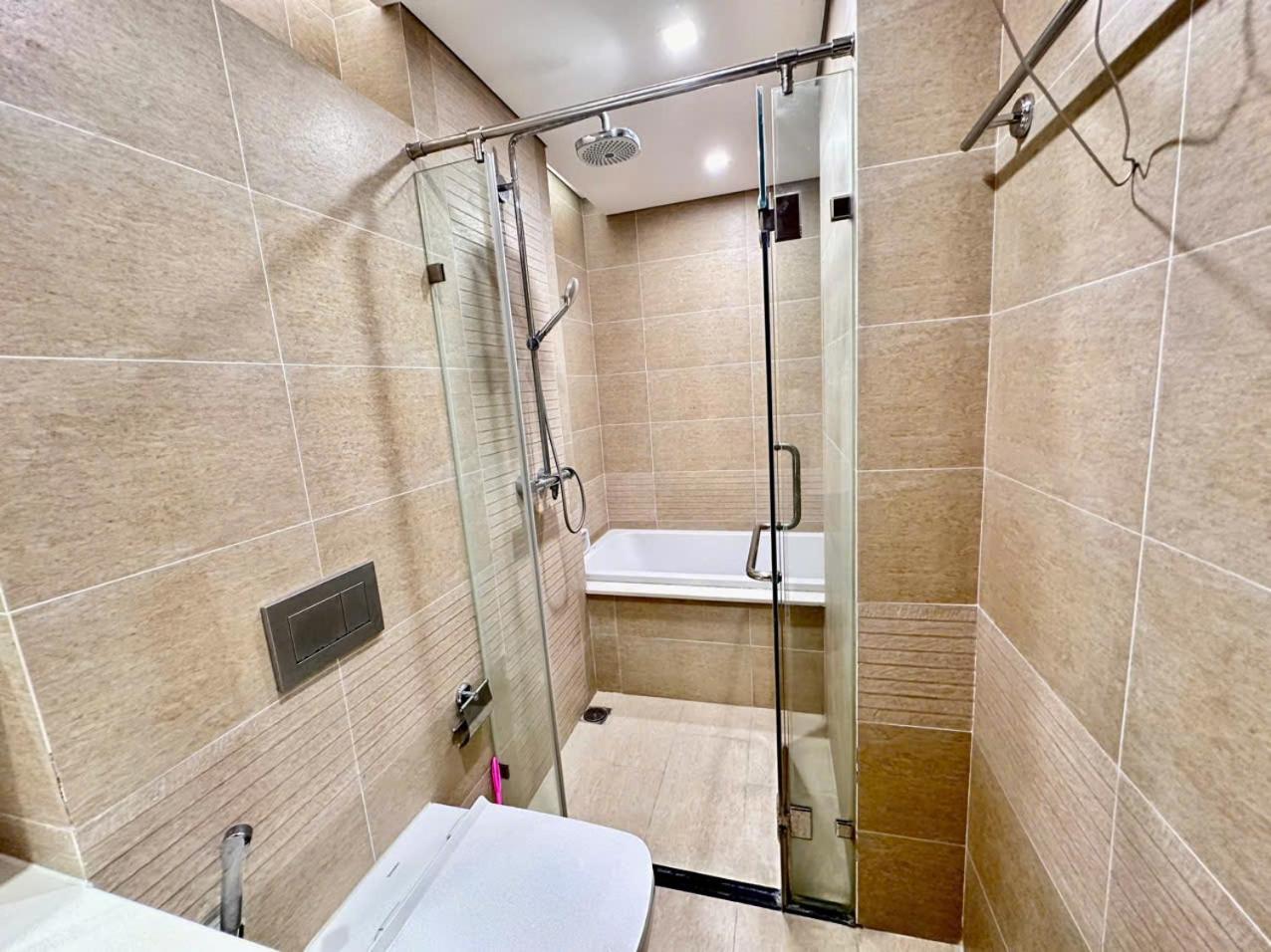 Luxury In Vinhomes Metropolis * Hanoi